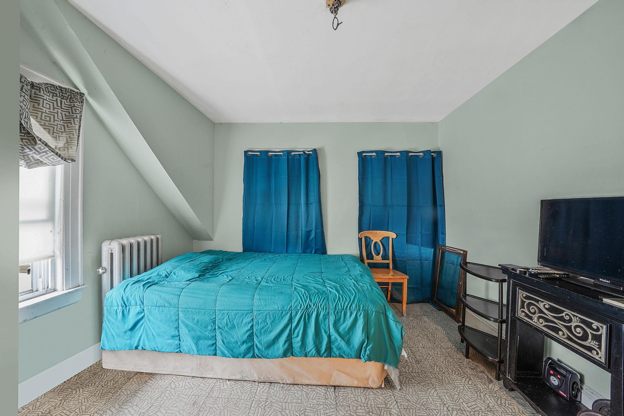 248-18 Memphis Avenue, Rosedale, NY 11422