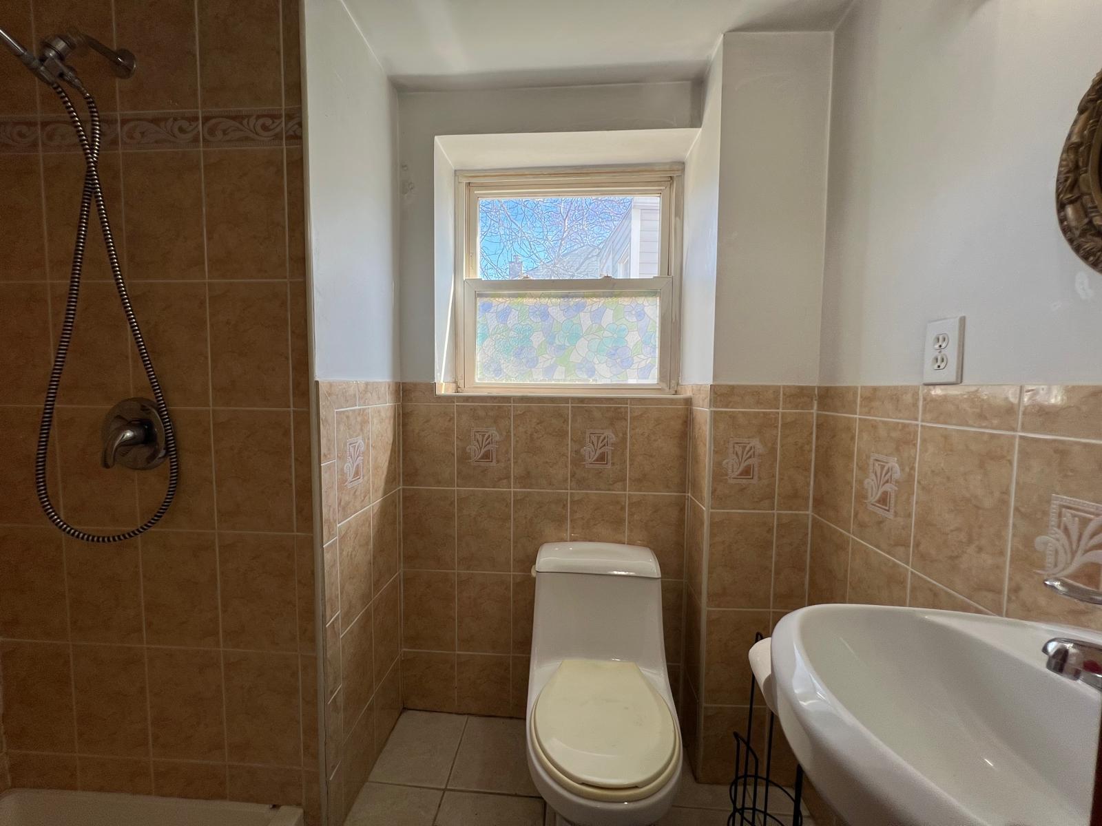 134 McKinley Avenue, Island Park, NY 11558