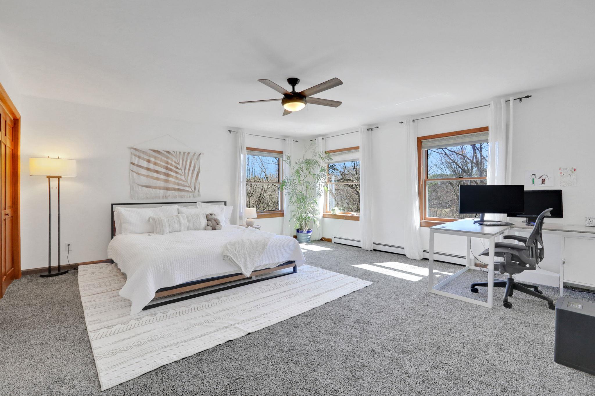 2 Durmo Road, New Paltz, NY 12561