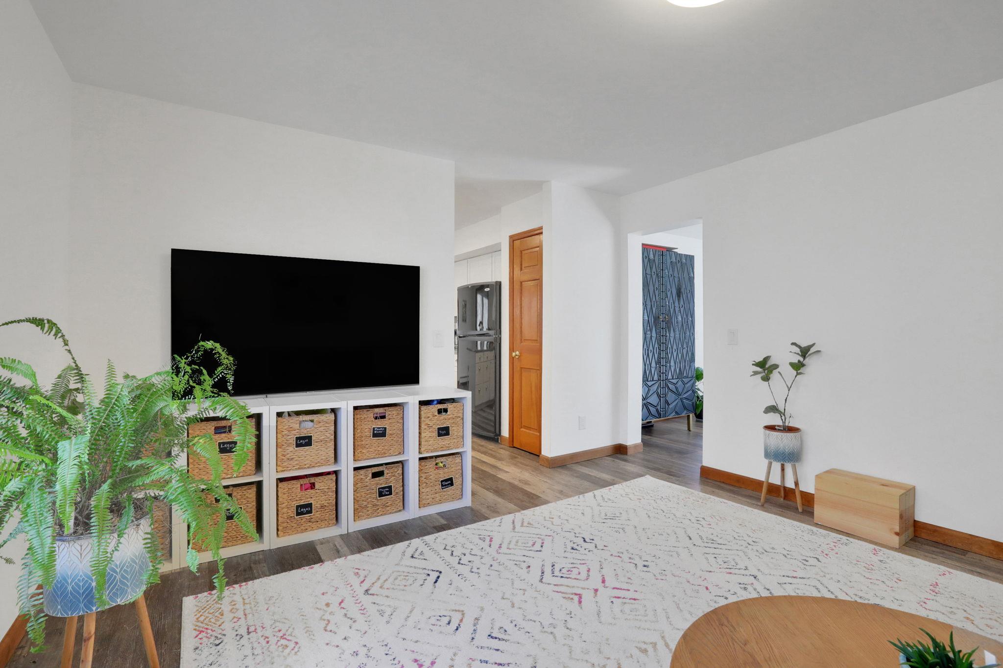 2 Durmo Road, New Paltz, NY 12561