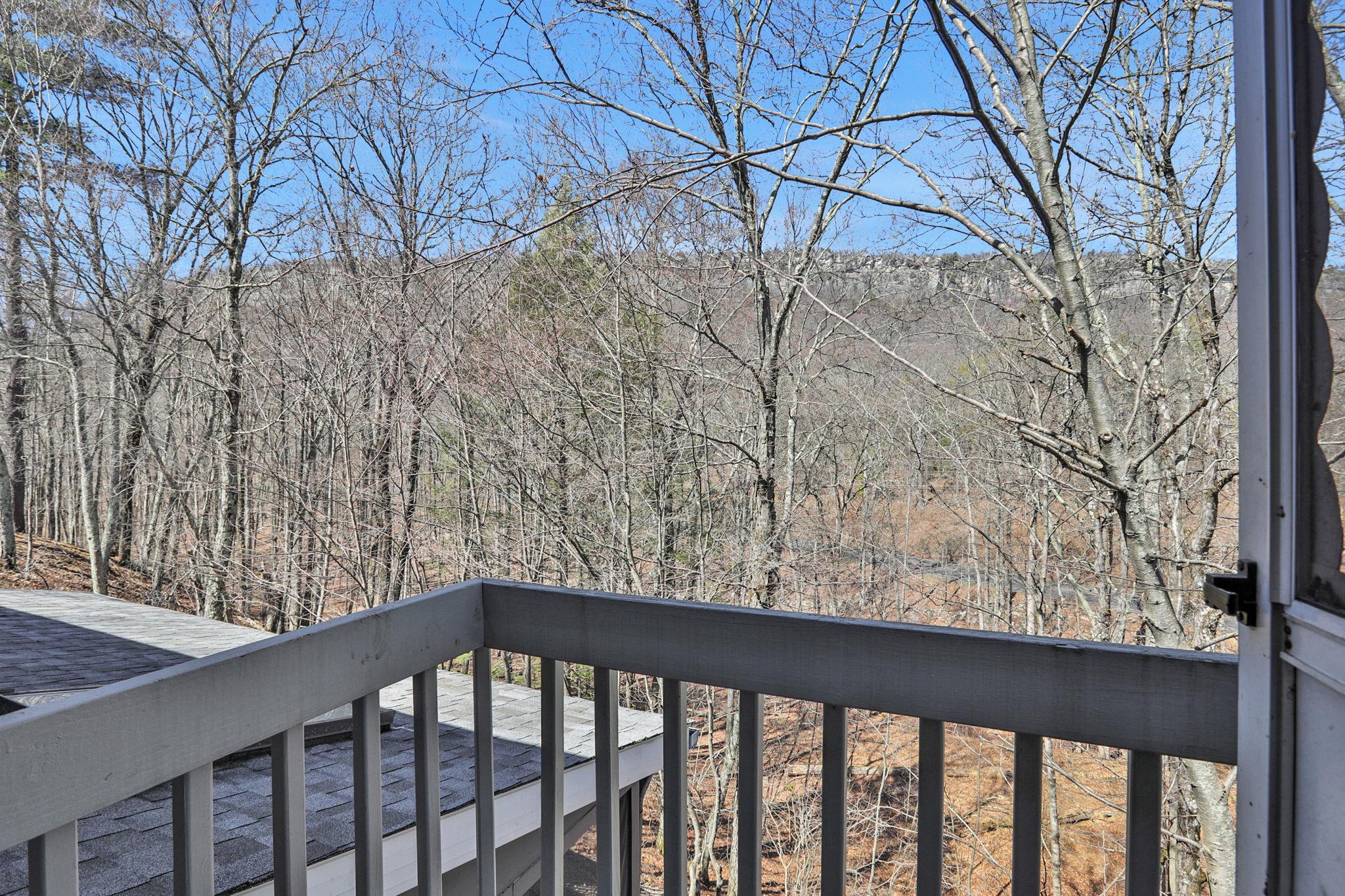 2 Durmo Road, New Paltz, NY 12561