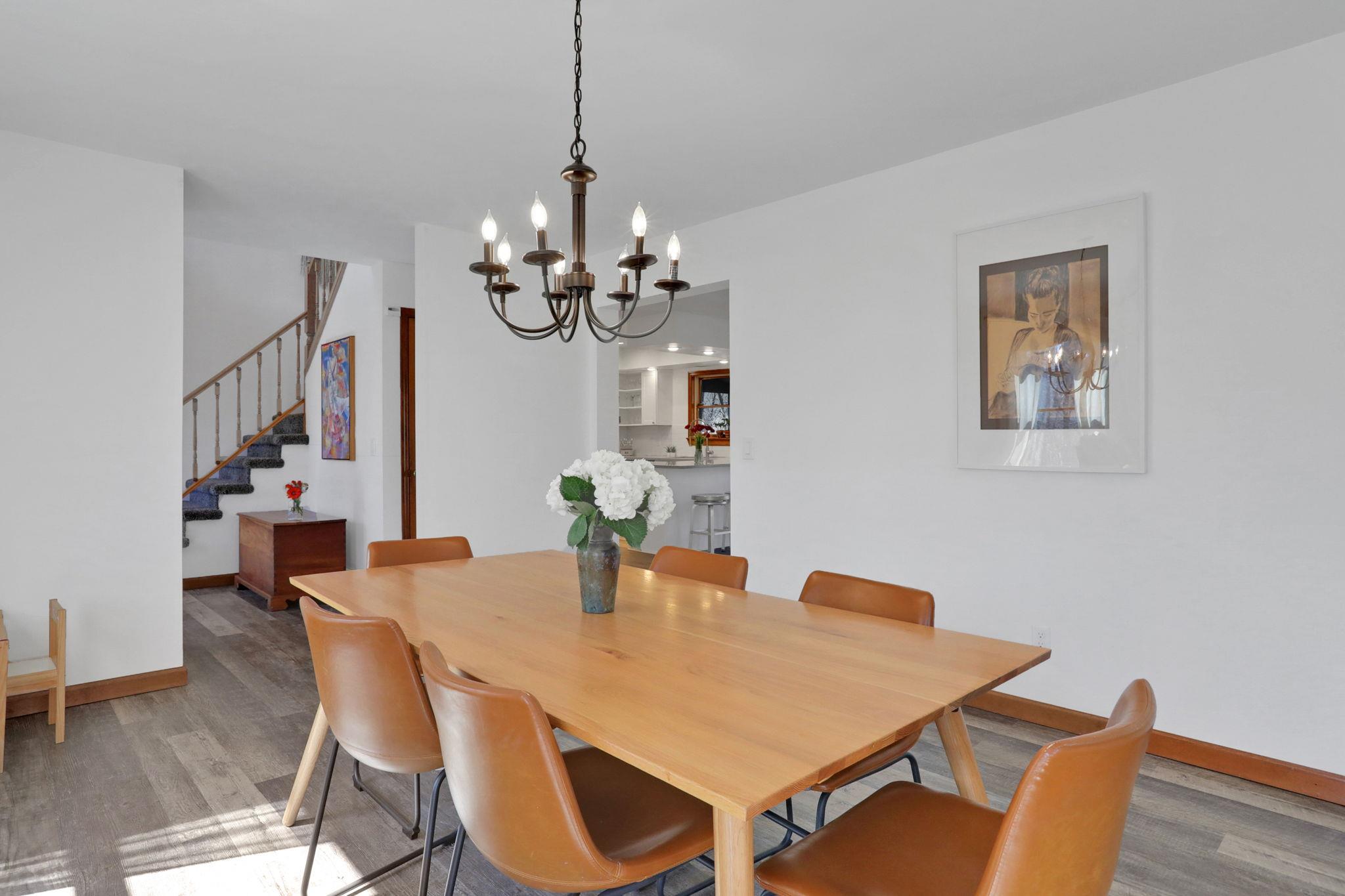 2 Durmo Road, New Paltz, NY 12561