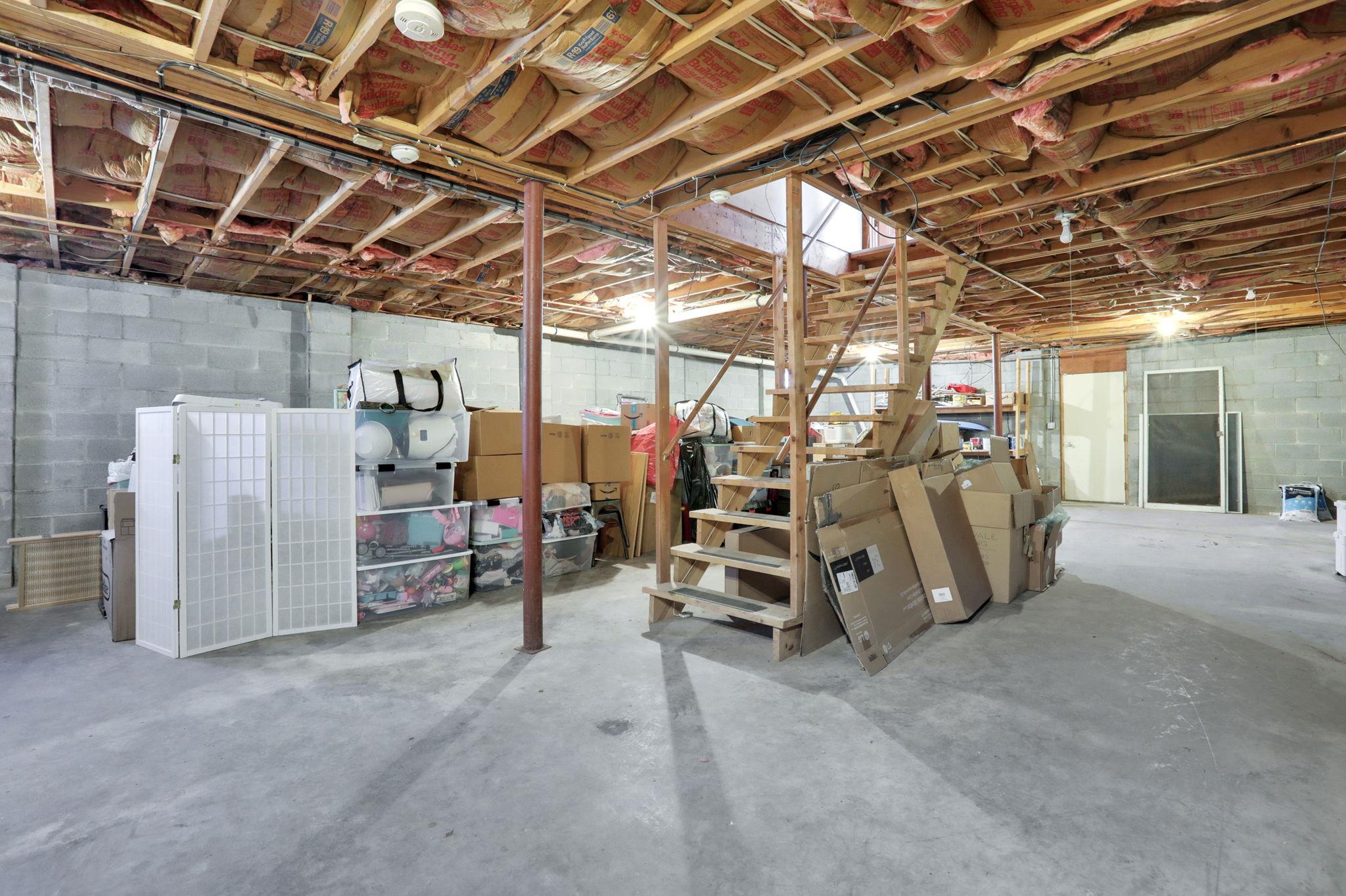 2 Durmo Road, New Paltz, NY 12561