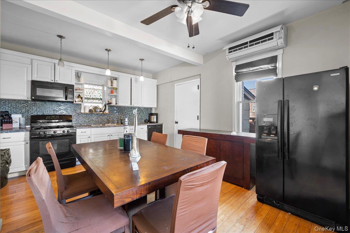 2871 E 194th Street, Bronx, NY 10461