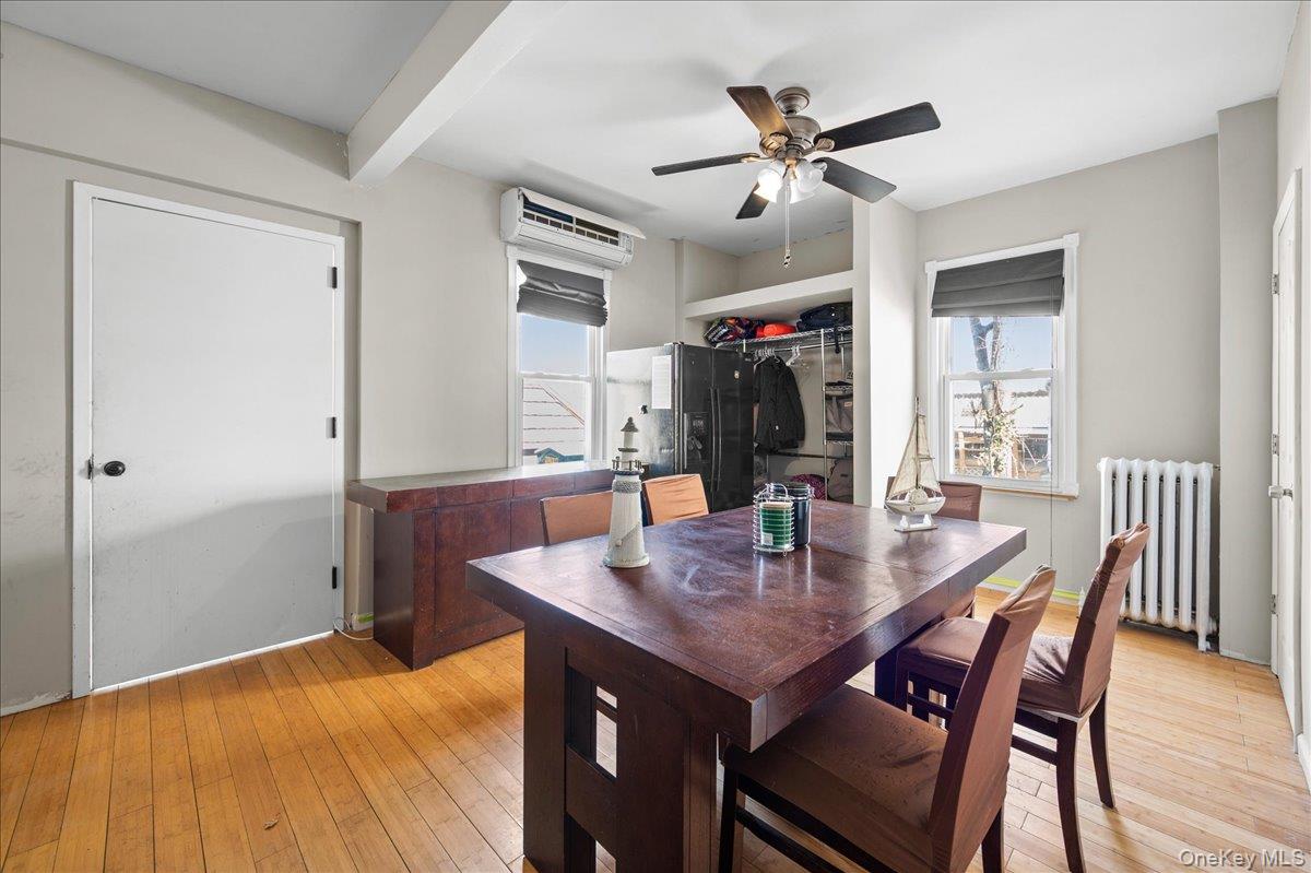 2871 E 194th Street, Bronx, NY 10461