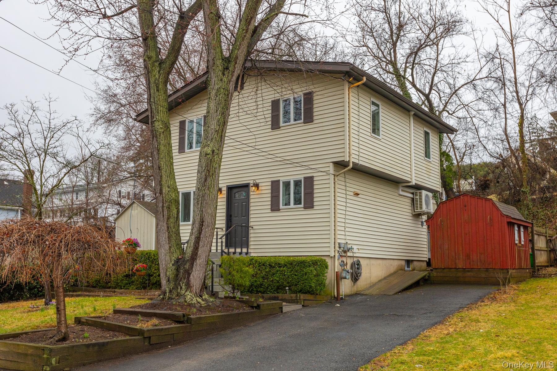 20 S Rockland Avenue, Congers, NY 10920