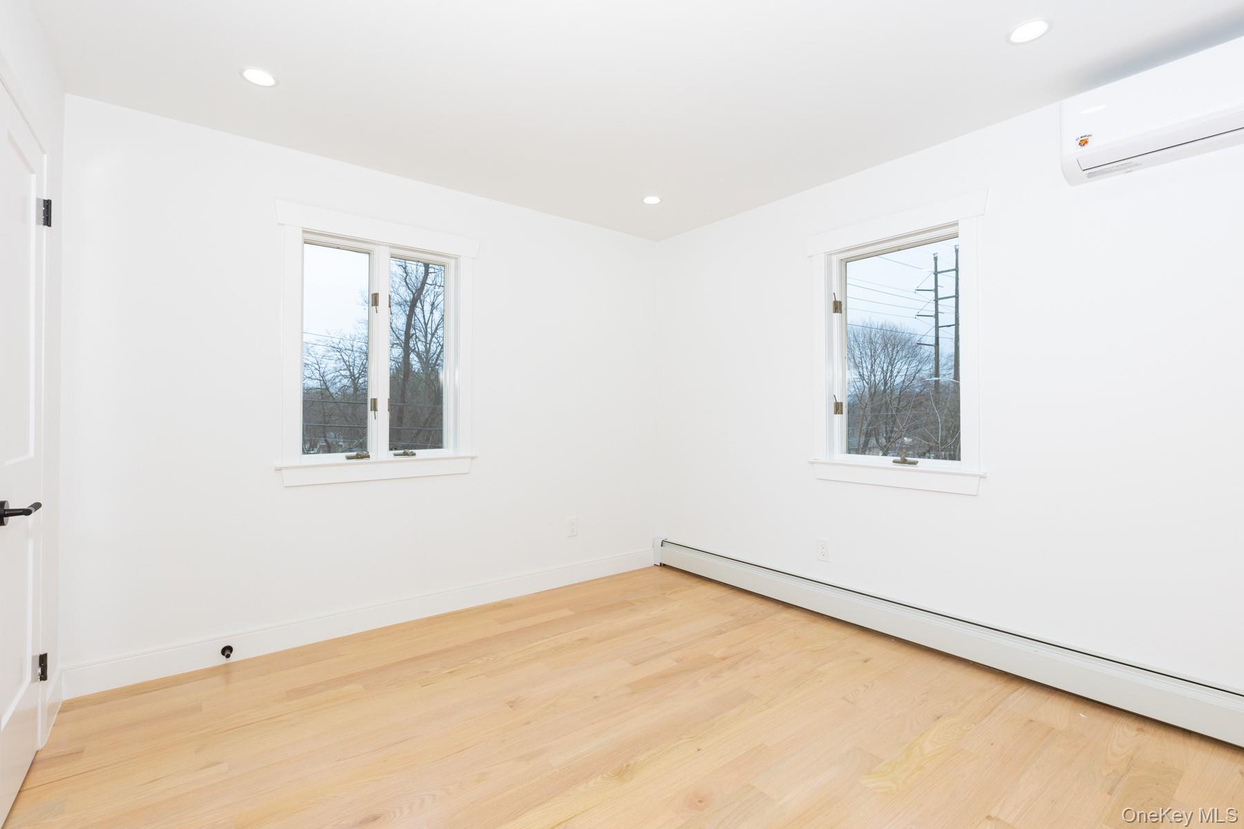 20 S Rockland Avenue, Congers, NY 10920