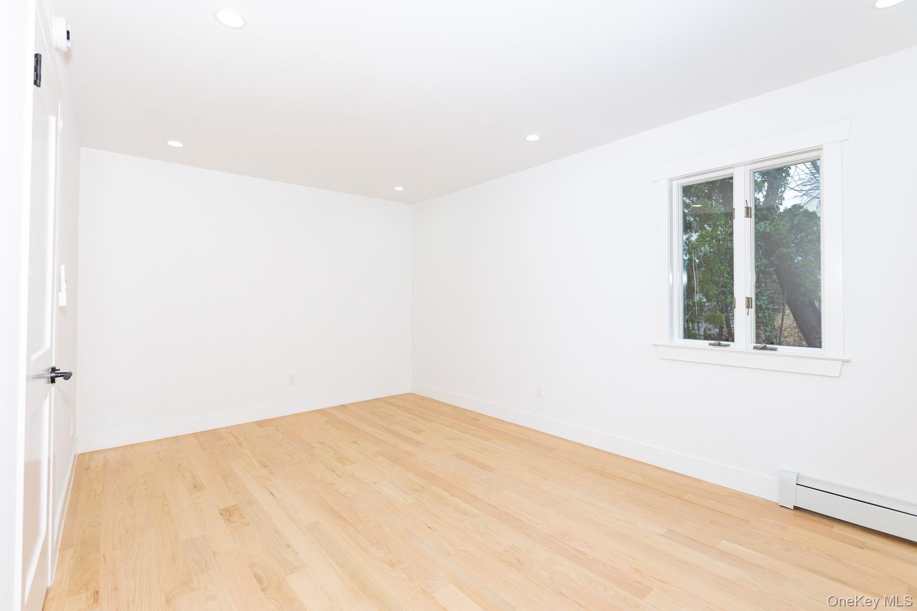 20 S Rockland Avenue, Congers, NY 10920