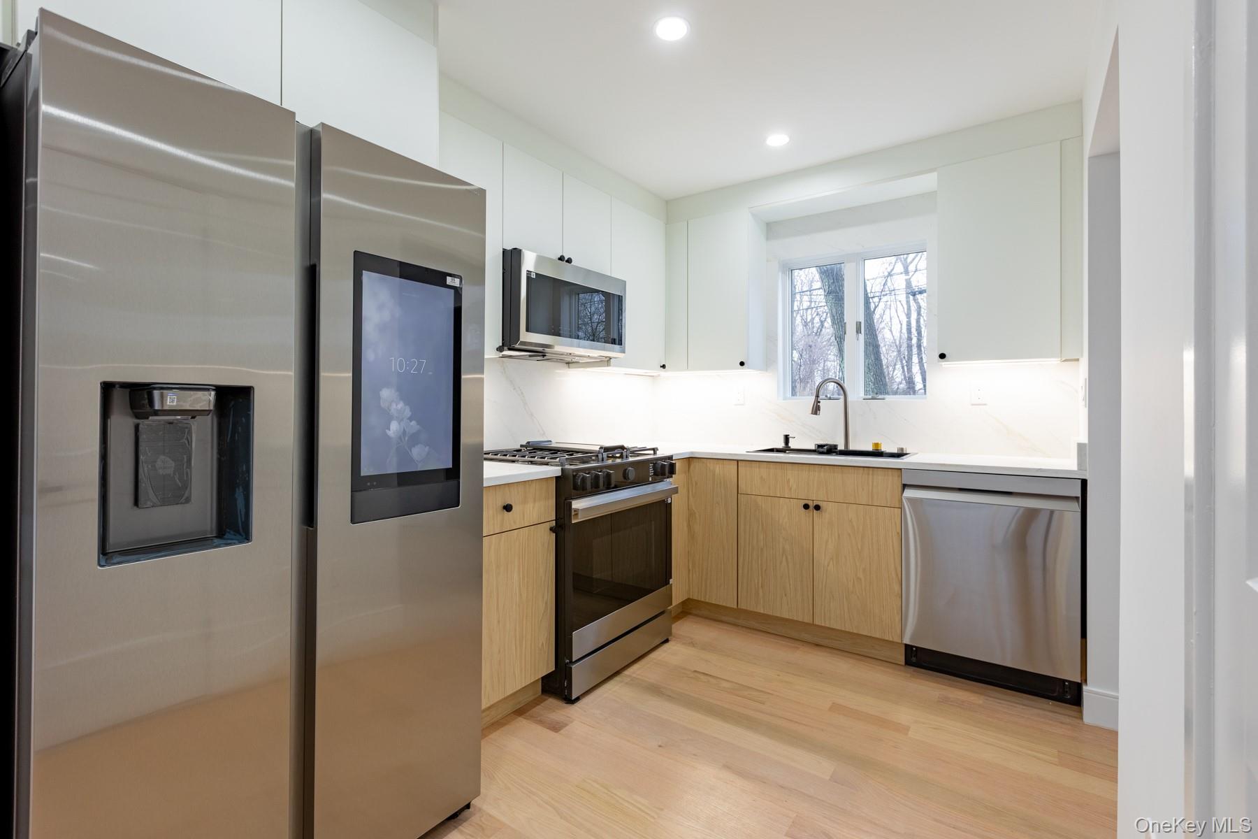 20 S Rockland Avenue, Congers, NY 10920