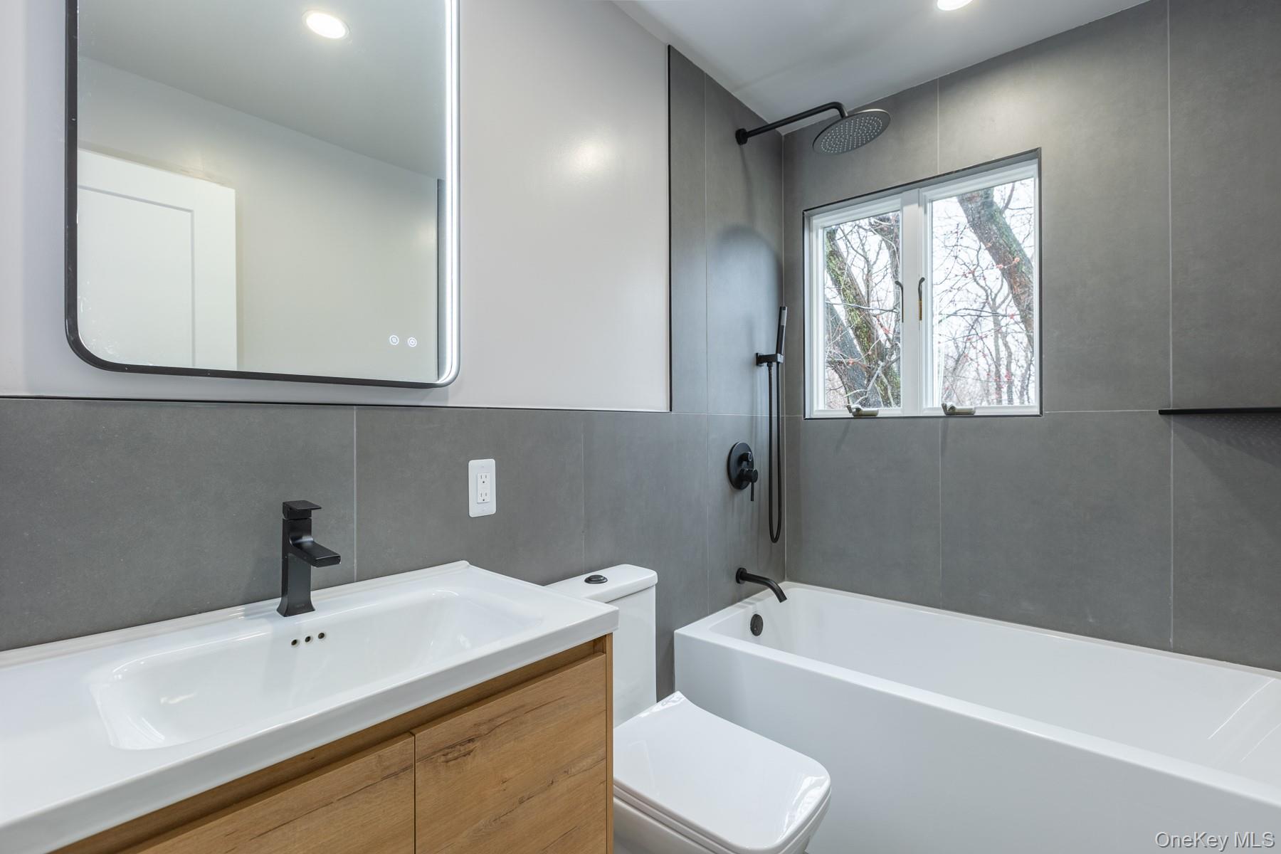 20 S Rockland Avenue, Congers, NY 10920