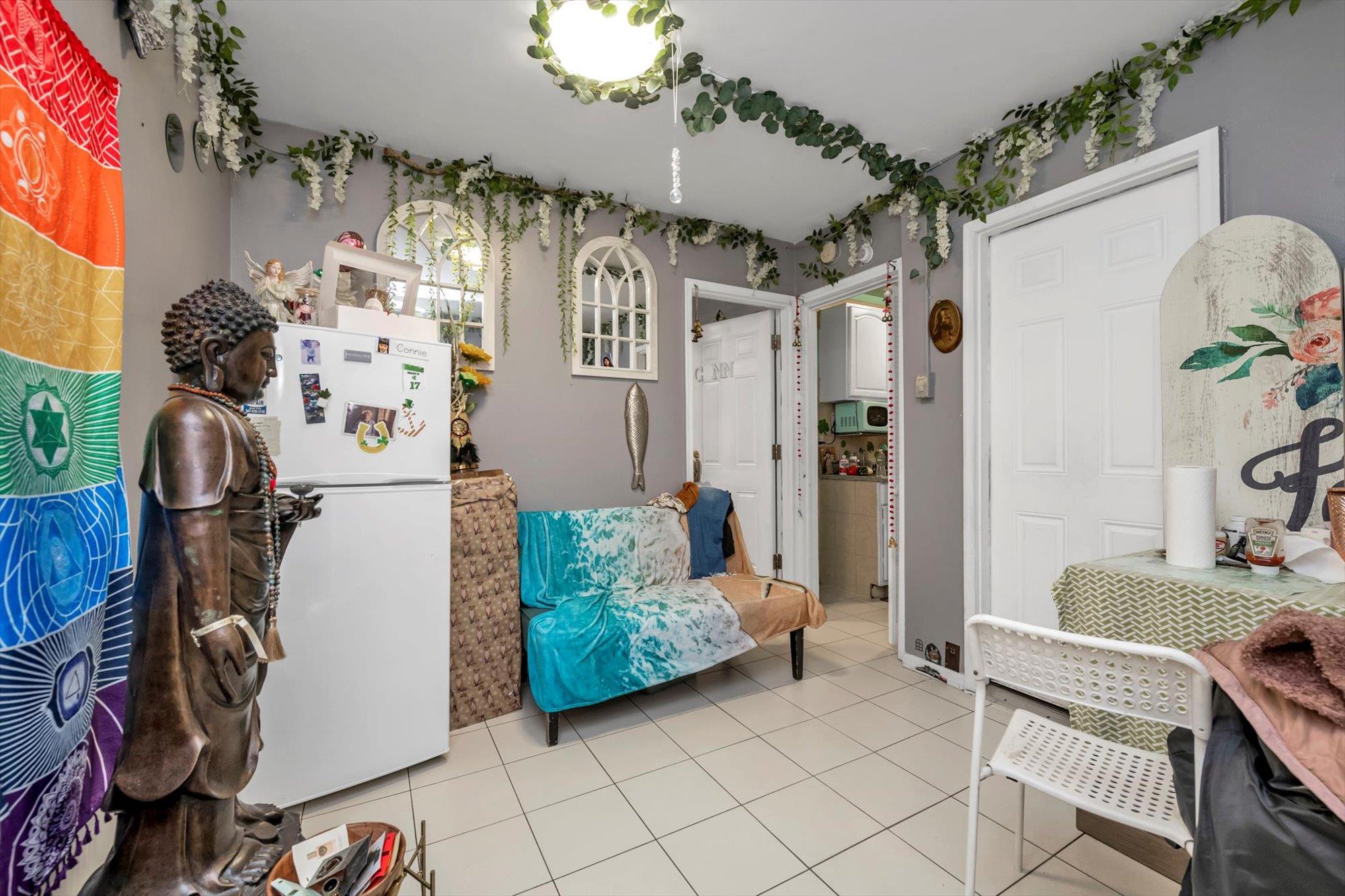 100-18 40TH Road, Corona, NY 11368