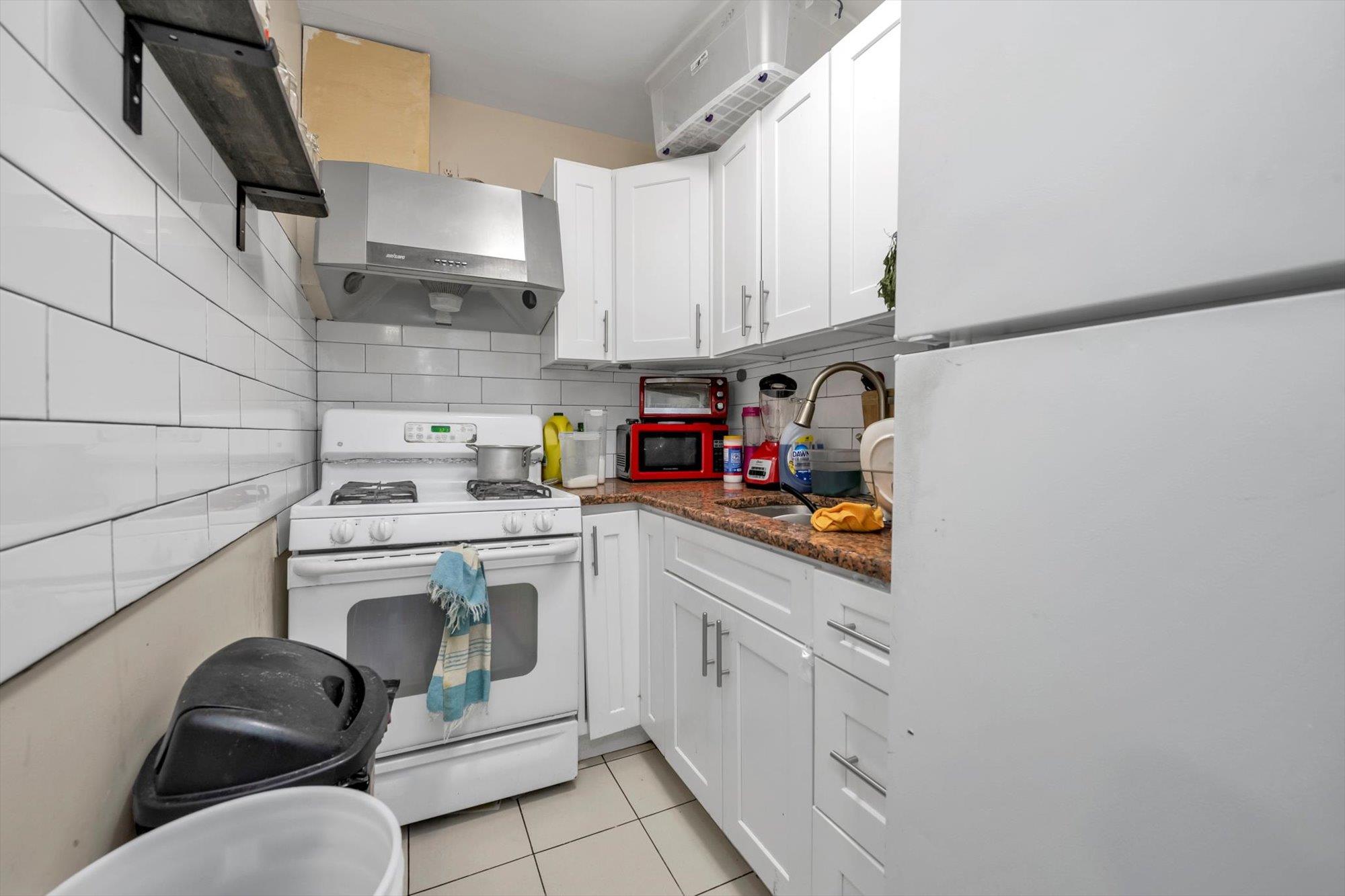 100-18 40TH Road, Corona, NY 11368