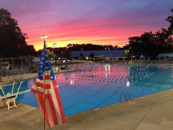 50 Brompton Road # 1T, Great Neck, NY 11021