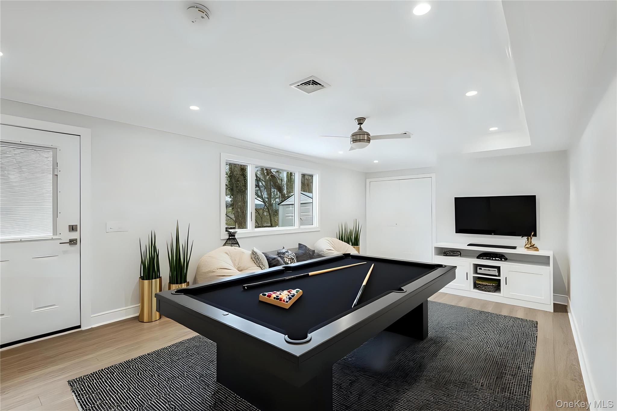 315 McKinley Terrace, Centerport, NY 11721