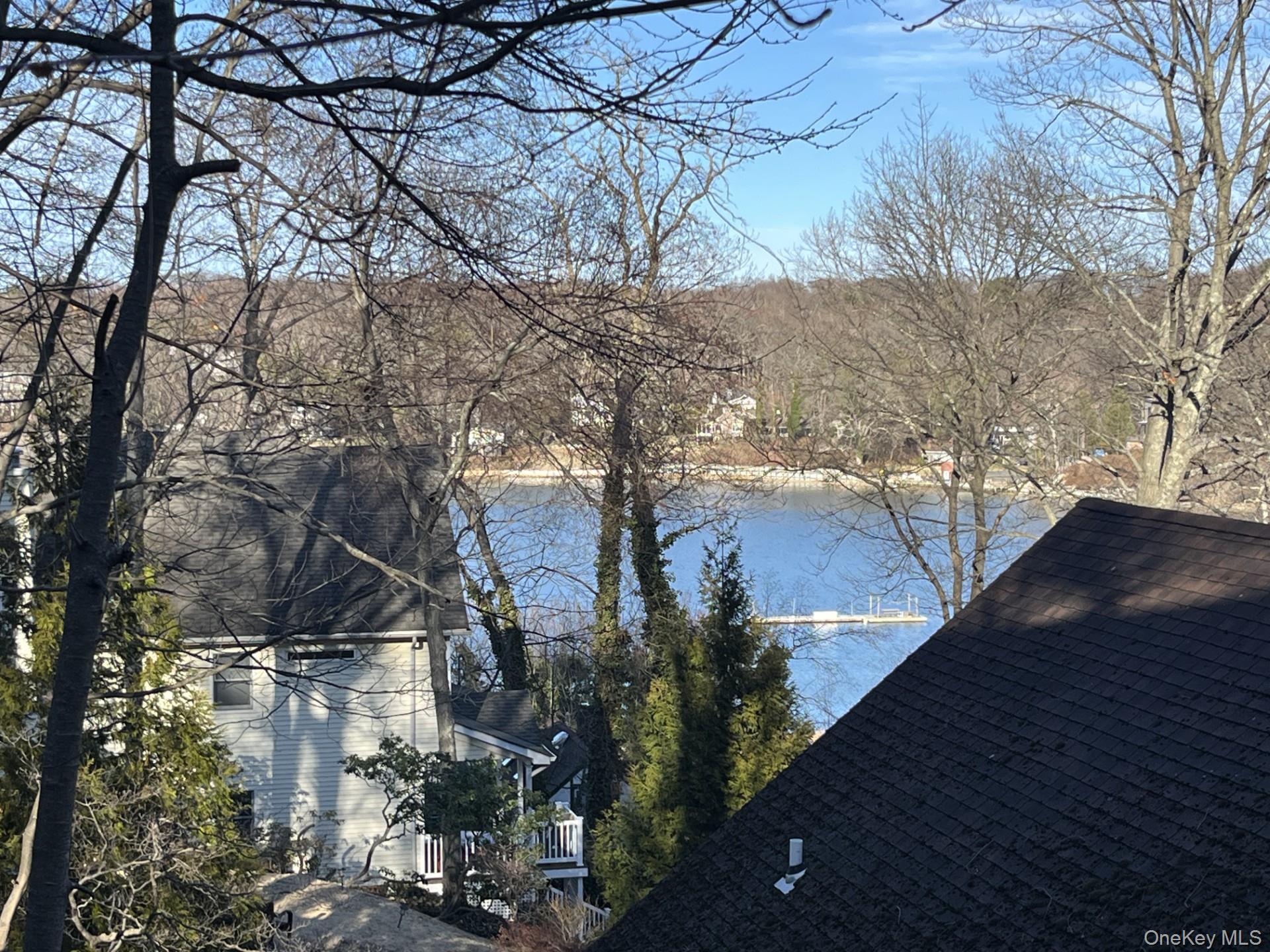 315 McKinley Terrace, Centerport, NY 11721