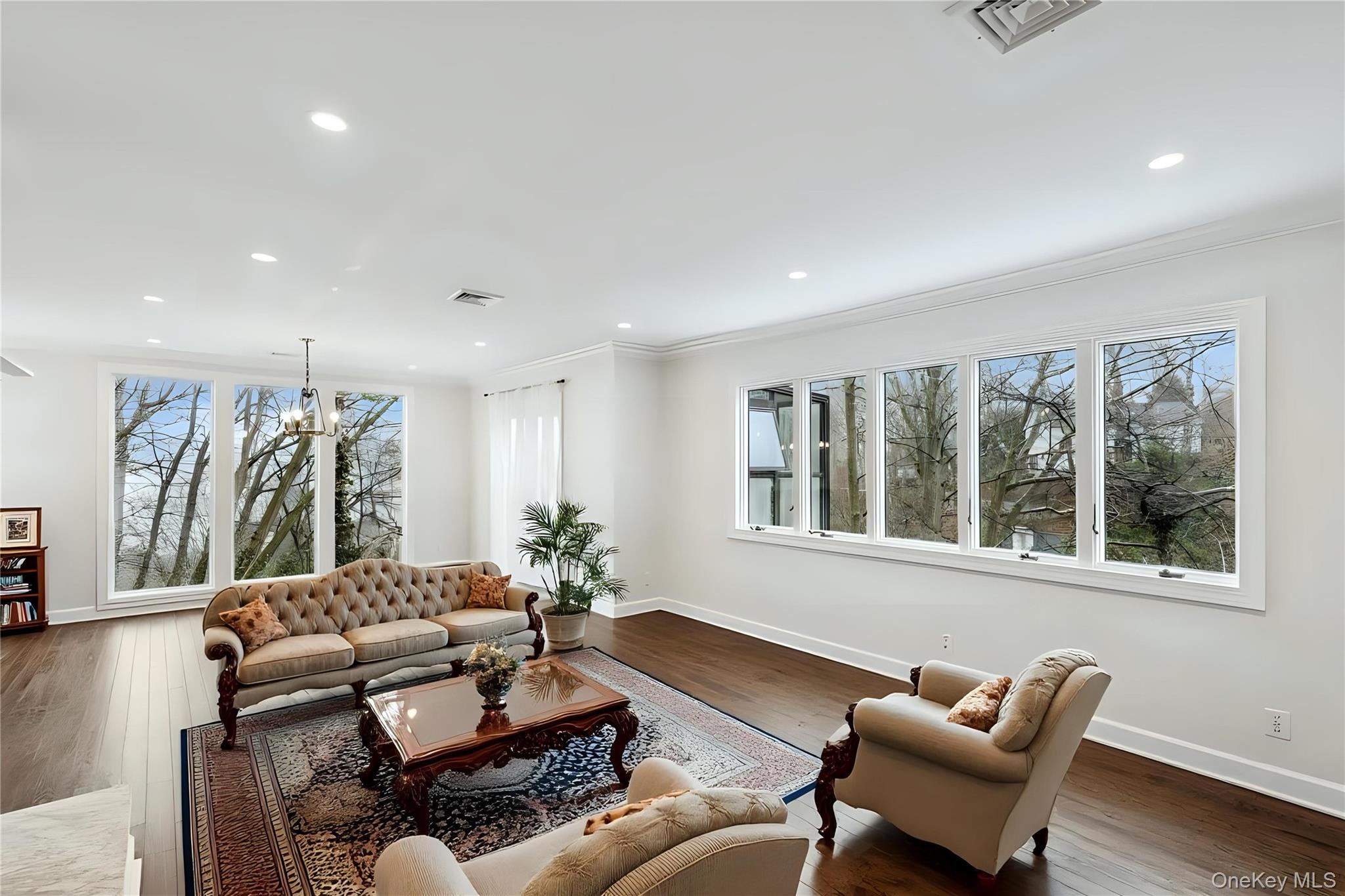 315 McKinley Terrace, Centerport, NY 11721