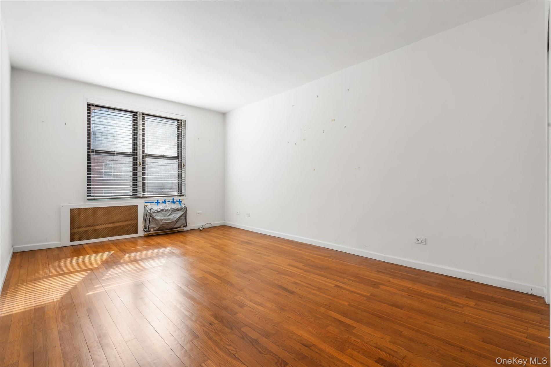58th Street W 400 # 5G, New York (Manhattan), NY 10019