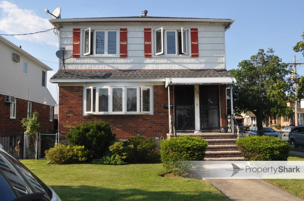 96-19 156 Avenue, Howard Beach, NY 11414