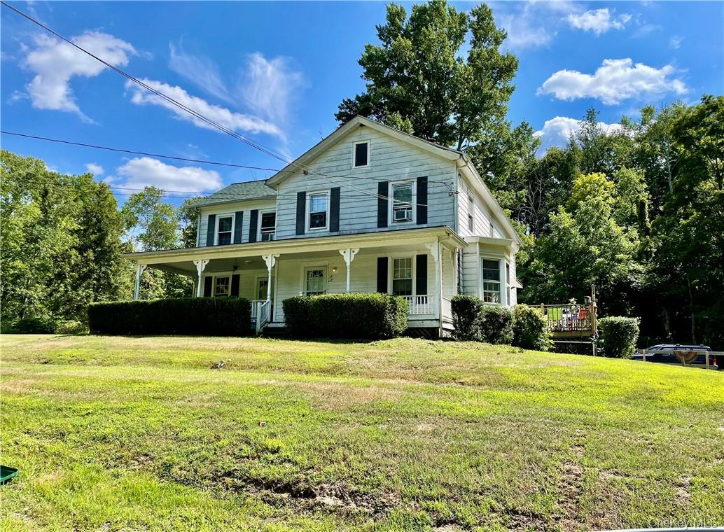 17 Ribbecke Hill Road, Pine Bush, NY 12566