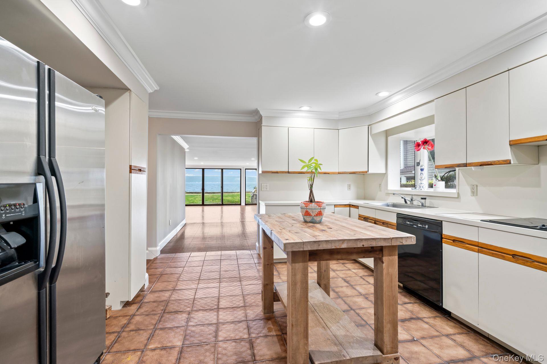 145 Asharoken Avenue, Northport, NY 11768