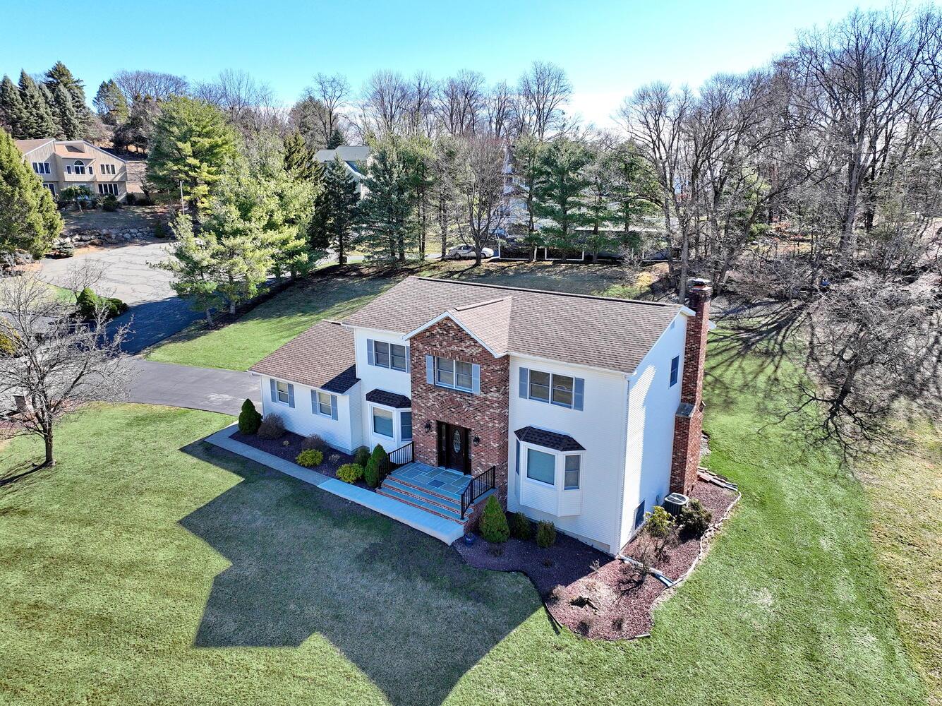 1 Mohawk Court, Stony Point, NY 10980