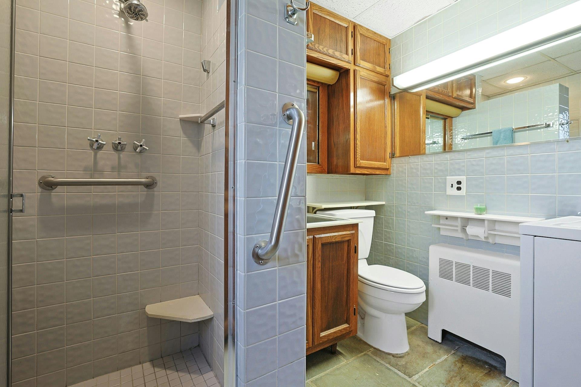 24 Burnsdale Avenue, Valhalla, NY 10595