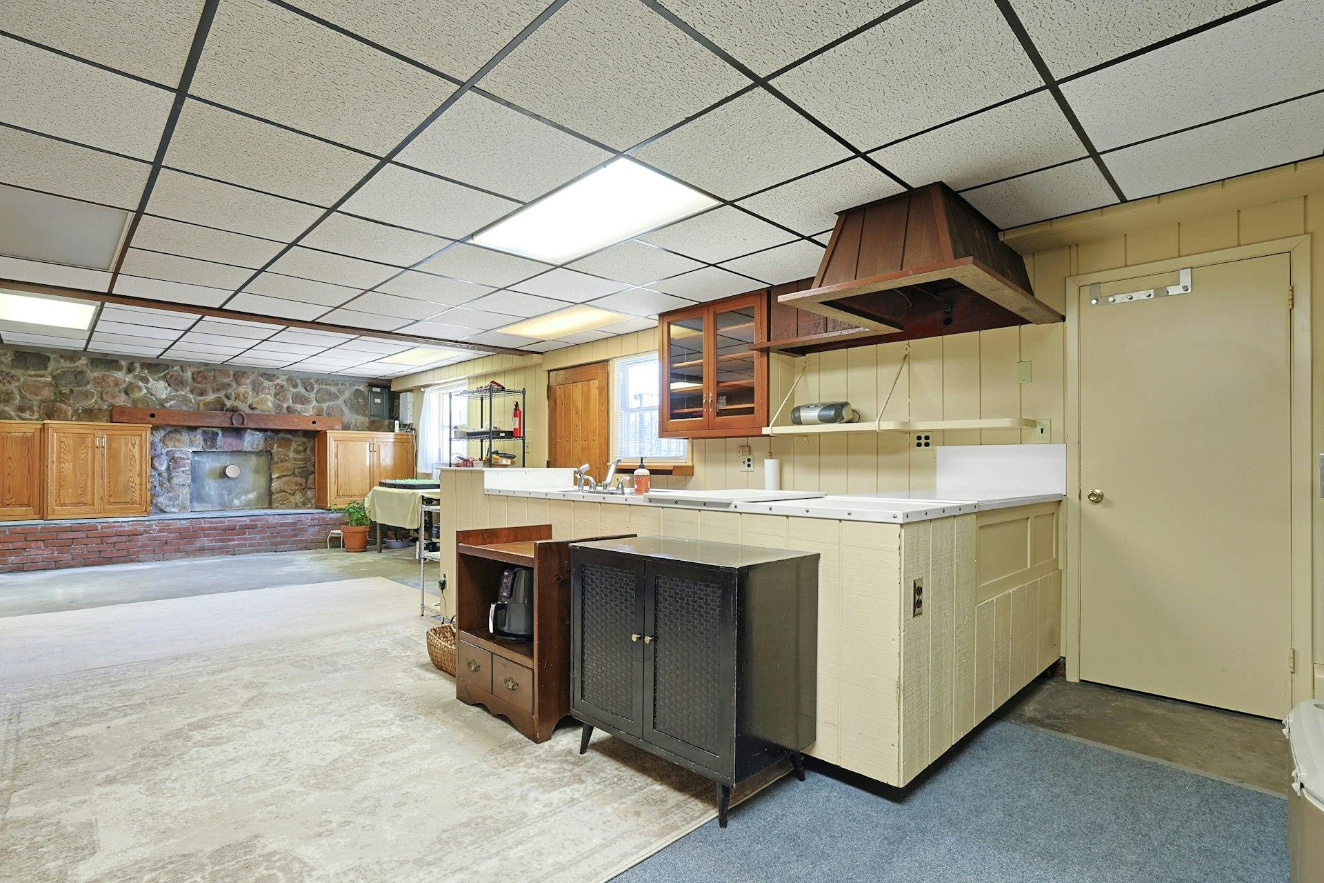 24 Burnsdale Avenue, Valhalla, NY 10595