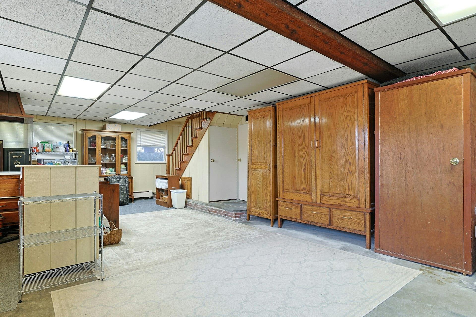 24 Burnsdale Avenue, Valhalla, NY 10595