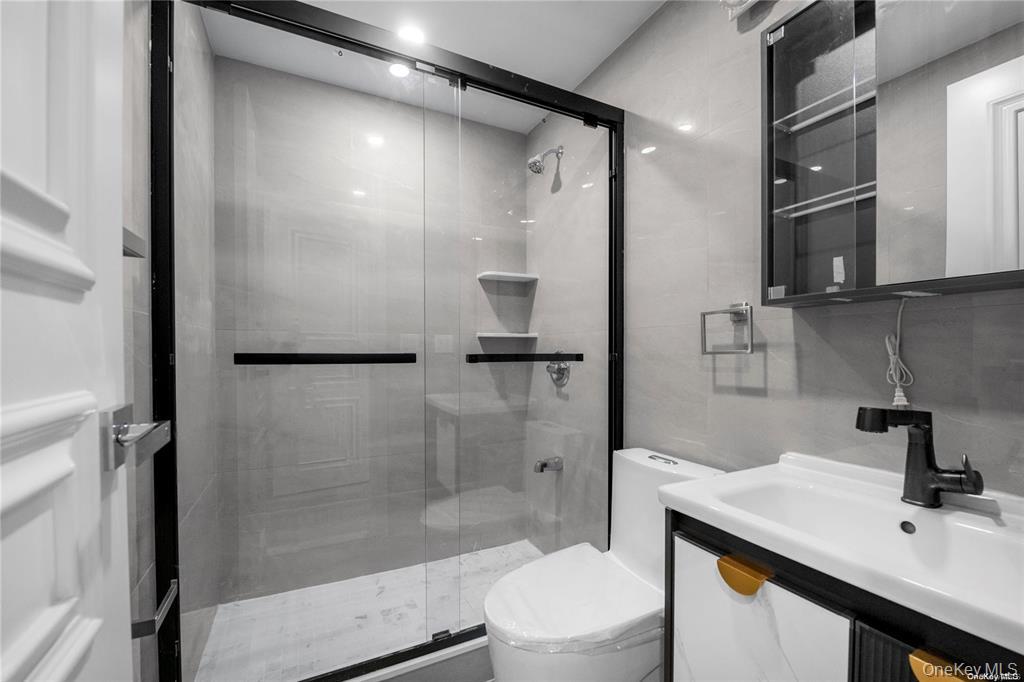 140-07 32nd Avenue, Flushing, NY 11354