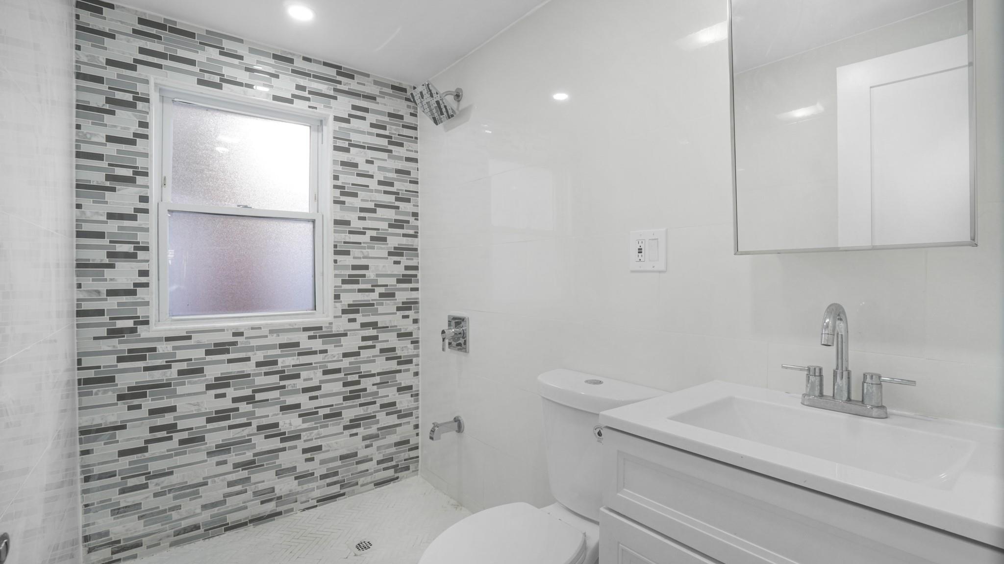 61B Edgewater Park # 61B, Bronx, NY 10465