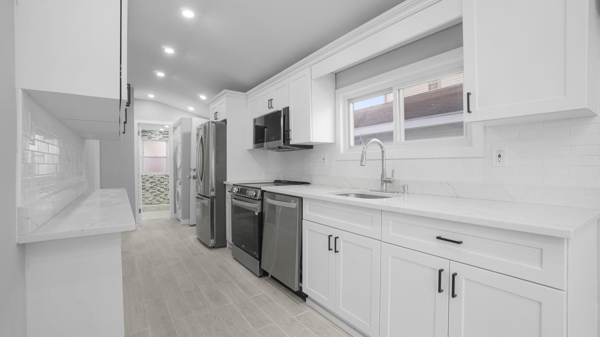 61B Edgewater Park # 61B, Bronx, NY 10465