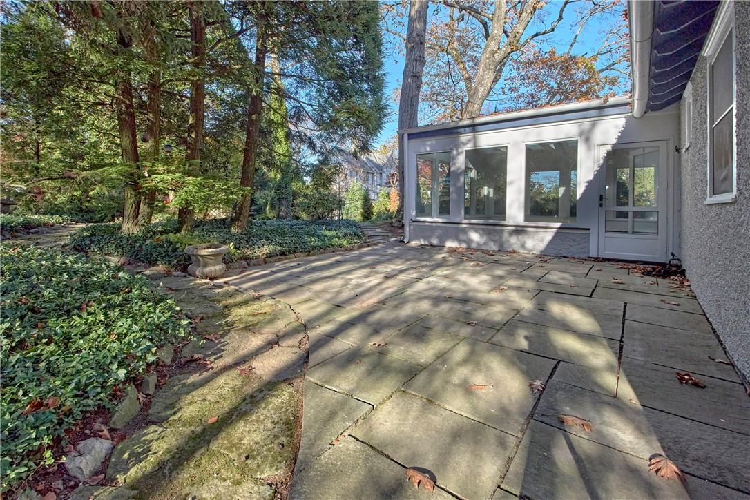 95 Dogwood Lane, Rye, NY 10580