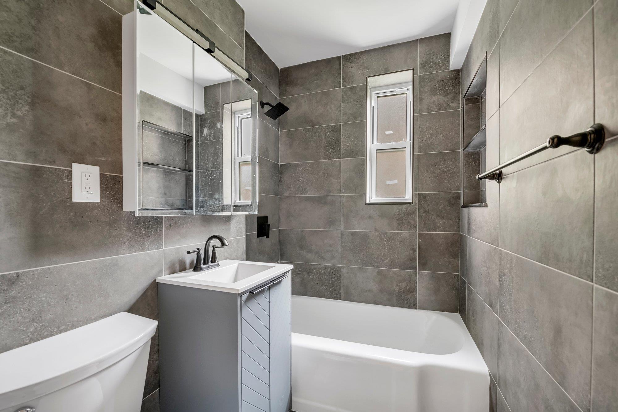 86-11 34th Avenue # 1A, Jackson Heights, NY 11372