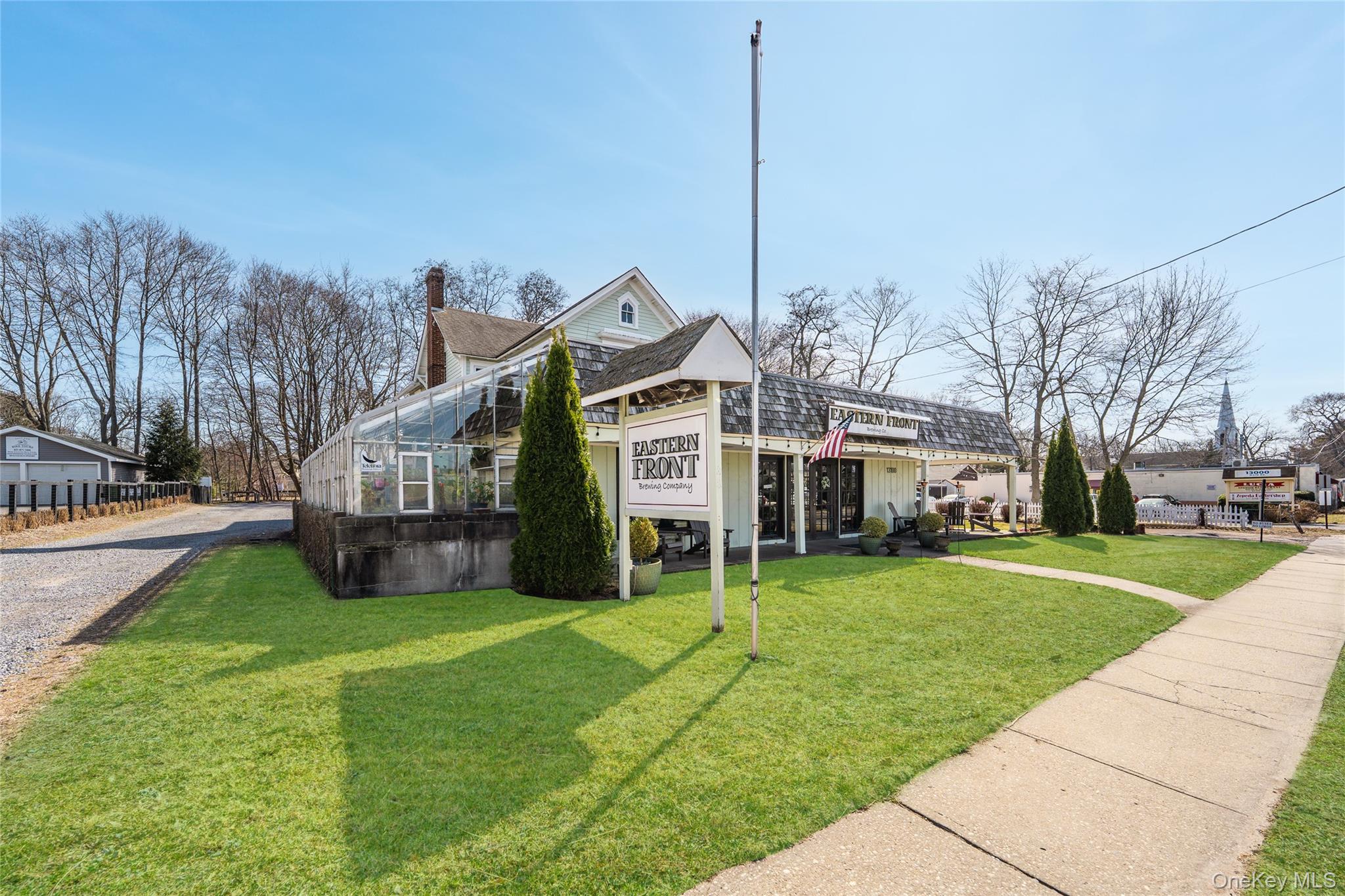 13100 Main Road, Mattituck, NY 11952