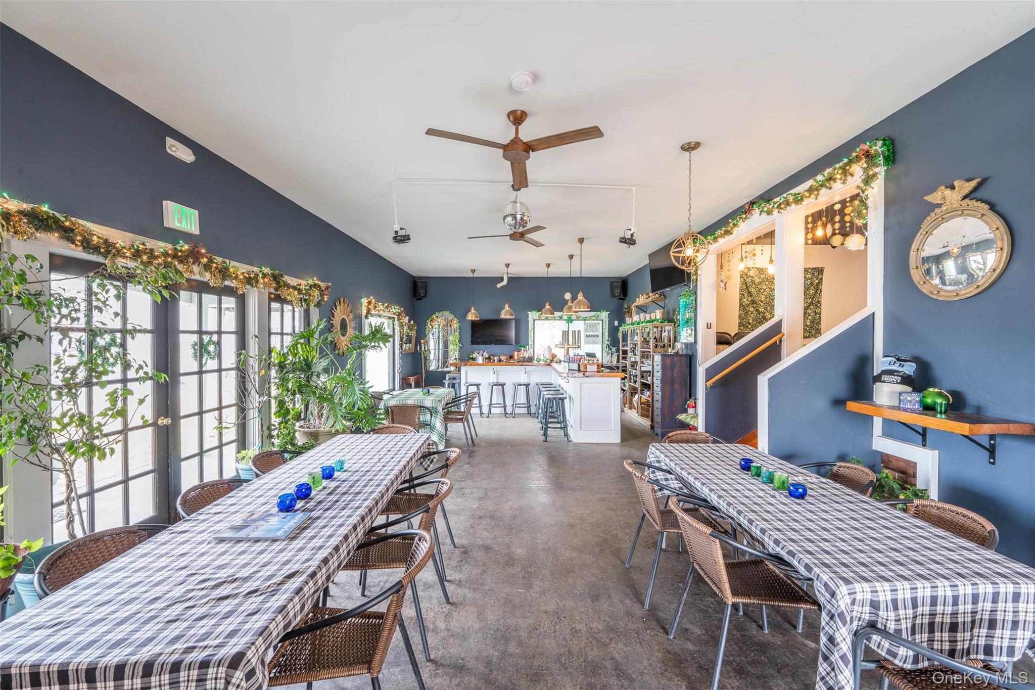 13100 Main Rd, Mattituck, NY 11952