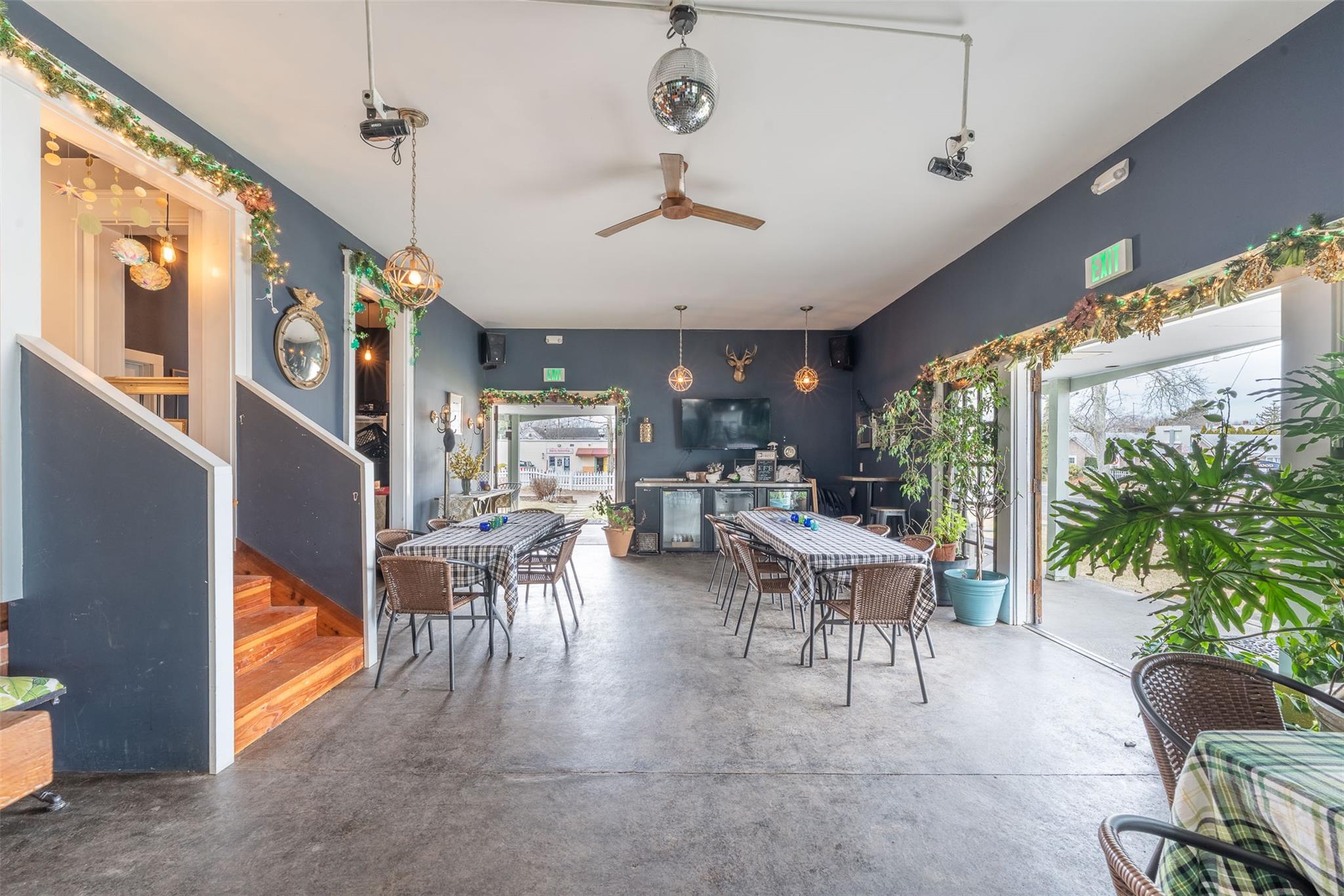 13100 Main Rd, Mattituck, NY 11952