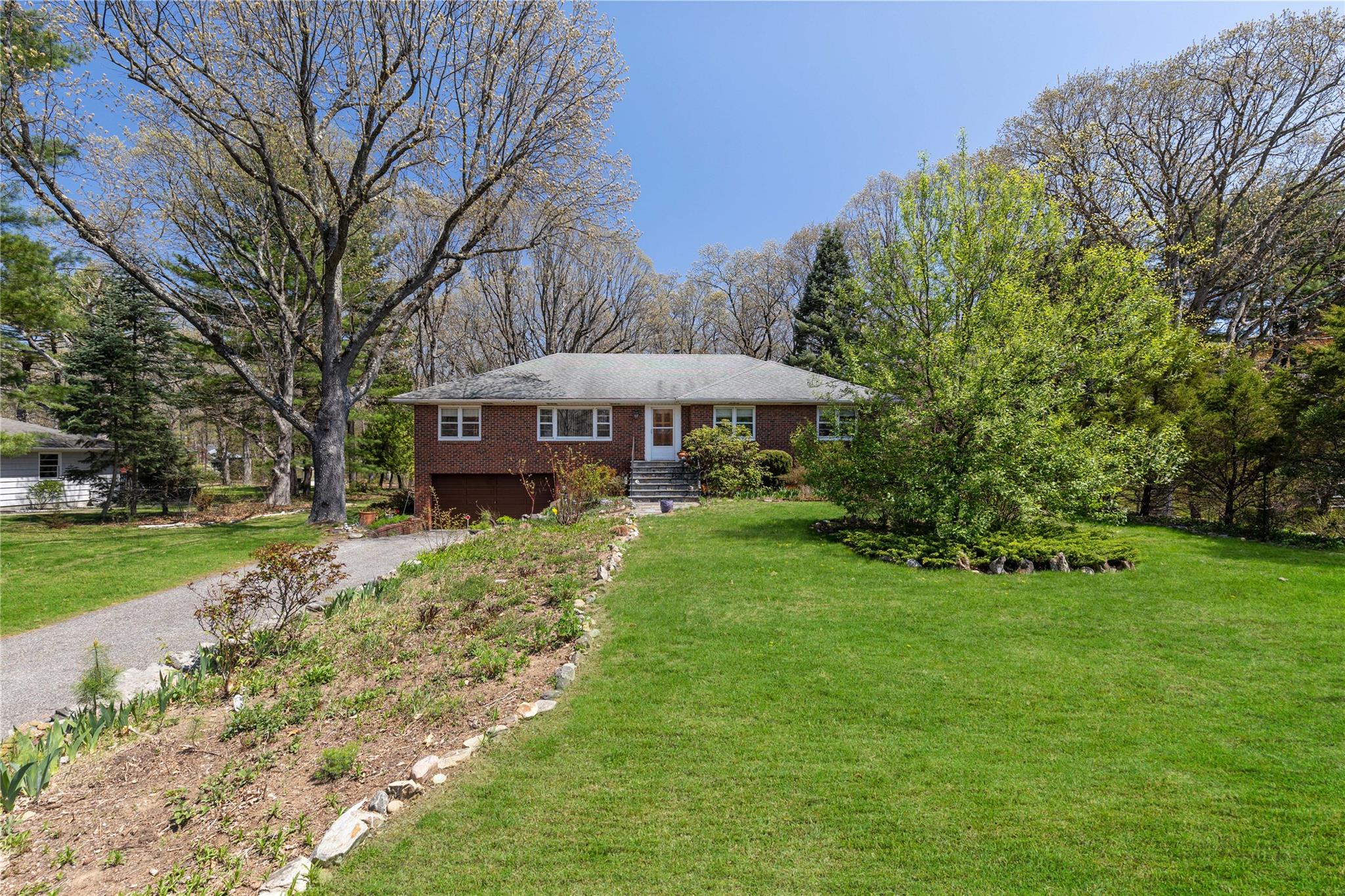 1560 Old Orchard Street, Harrison, NY 10604