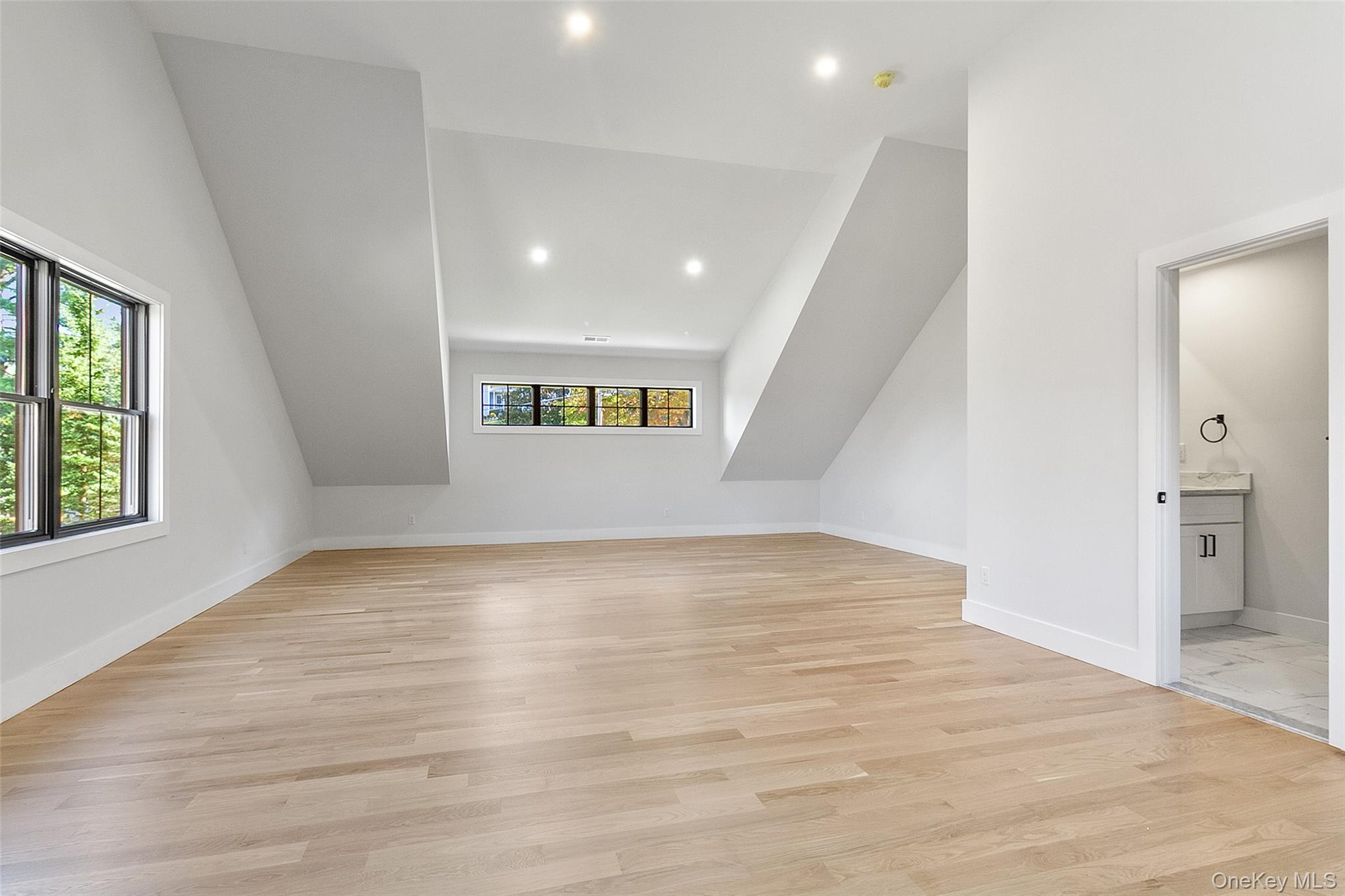 27 Sun Hill Road, Katonah, NY 10536