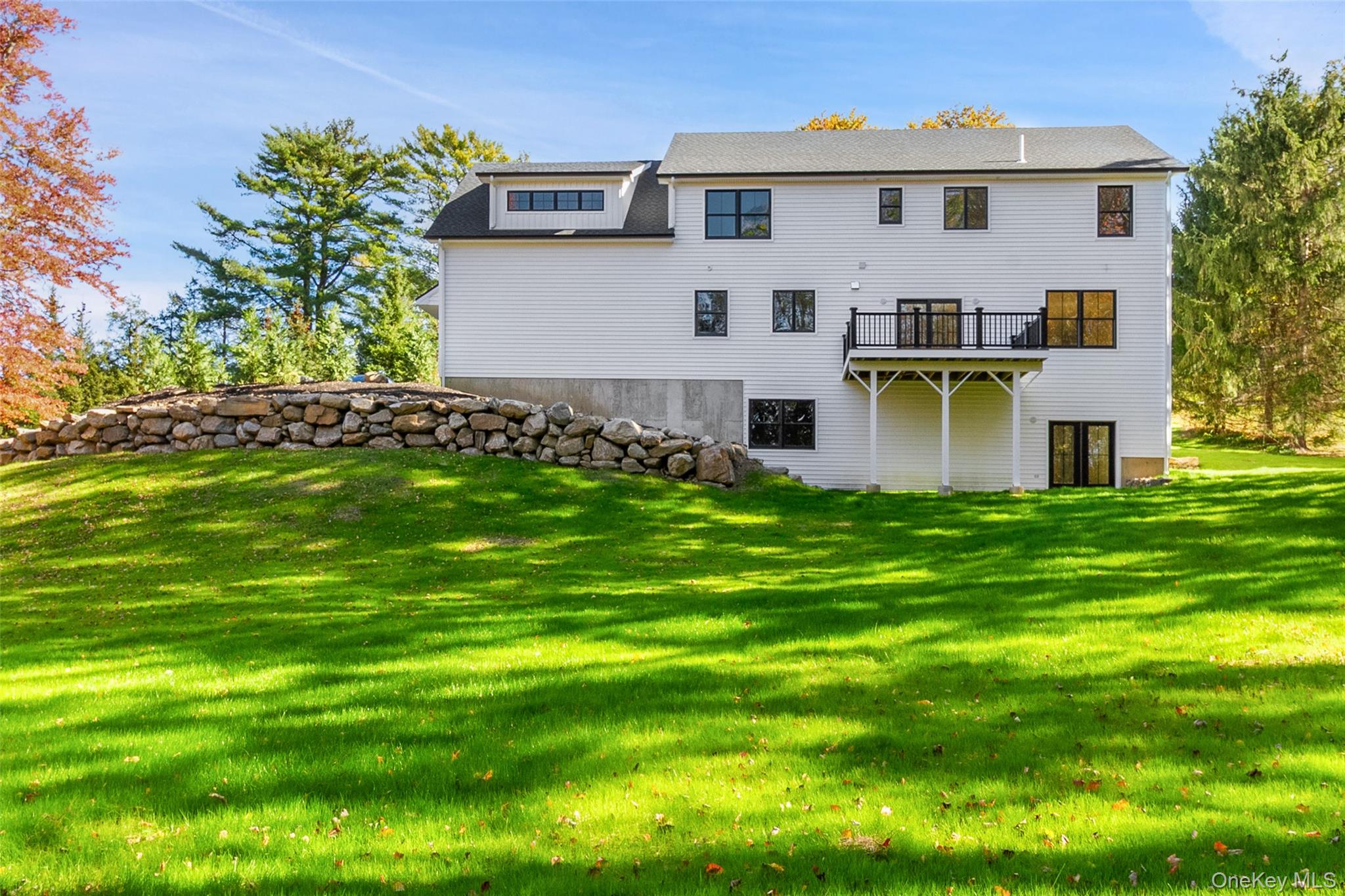 27 Sun Hill Road, Katonah, NY 10536