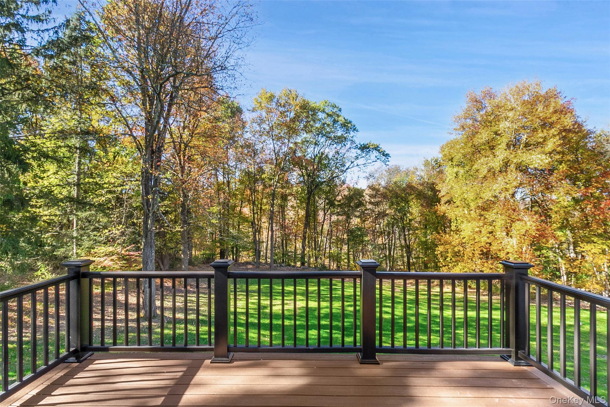 27 Sun Hill Road, Katonah, NY 10536