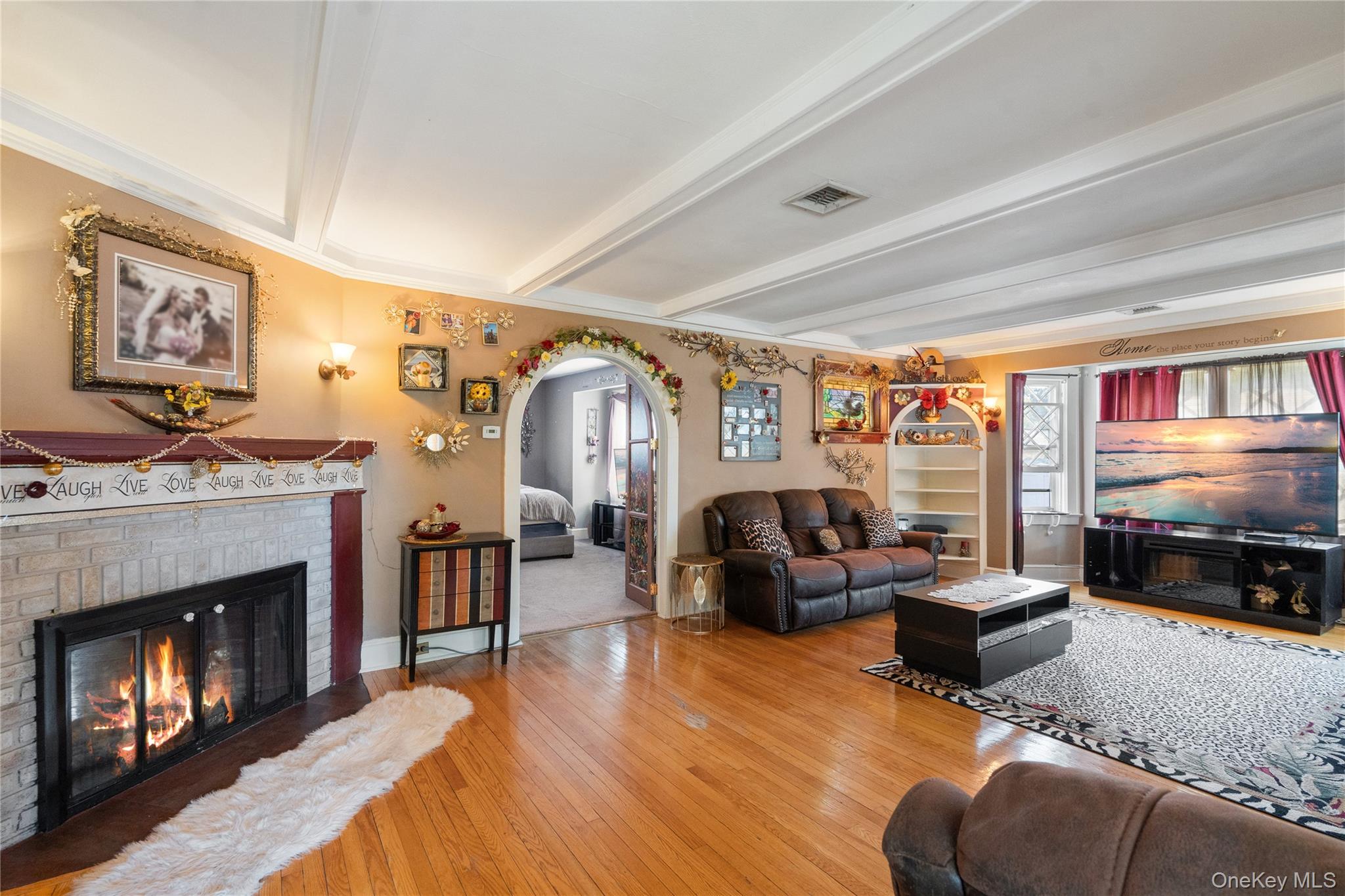 87 Whitman Avenue, Islip, NY 11751