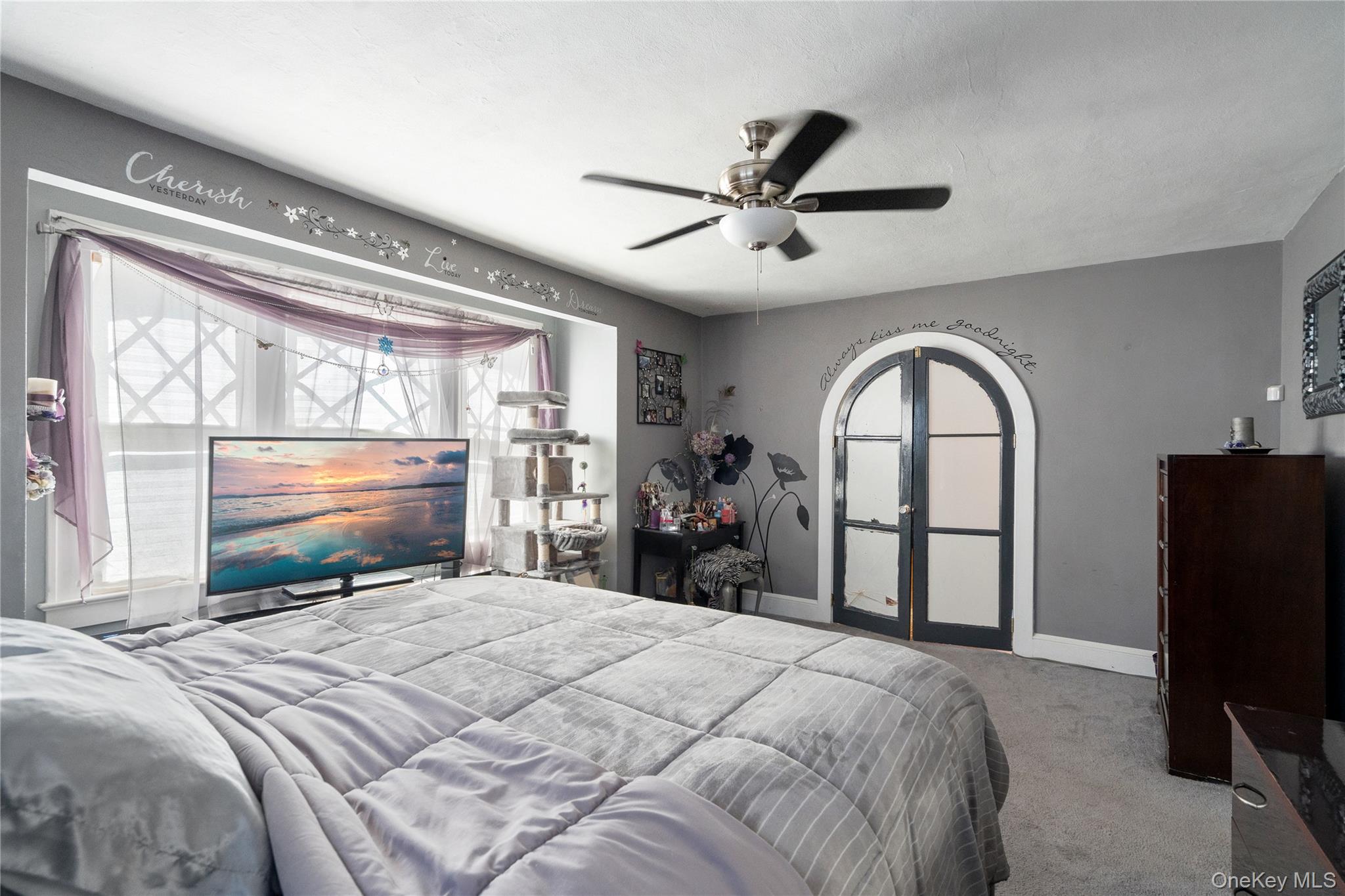 87 Whitman Avenue, Islip, NY 11751