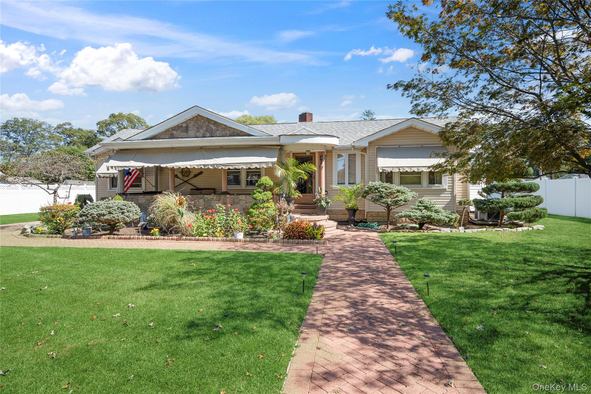 87 Whitman Avenue, Islip, NY 11751