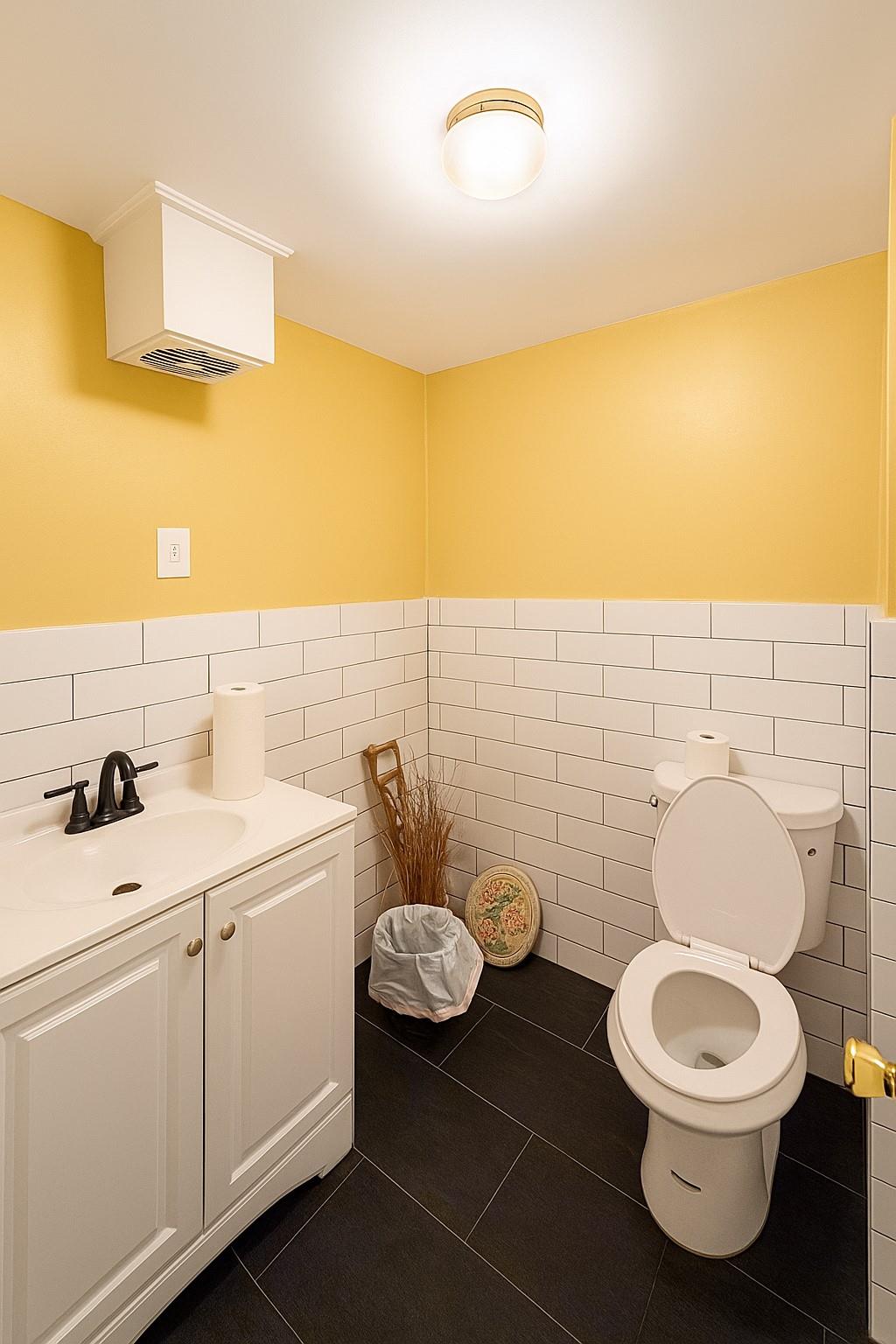 200 N Village Avenue # 101, Rockville Centre, NY 11570