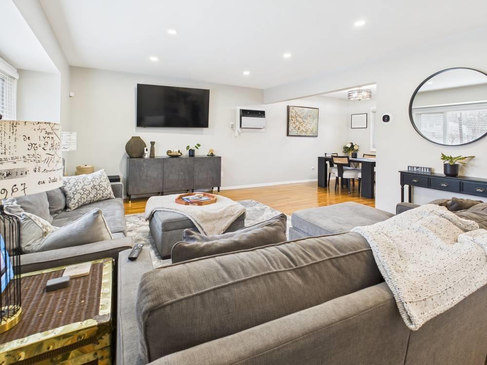 48 Whittier Avenue, North Babylon, NY 11703