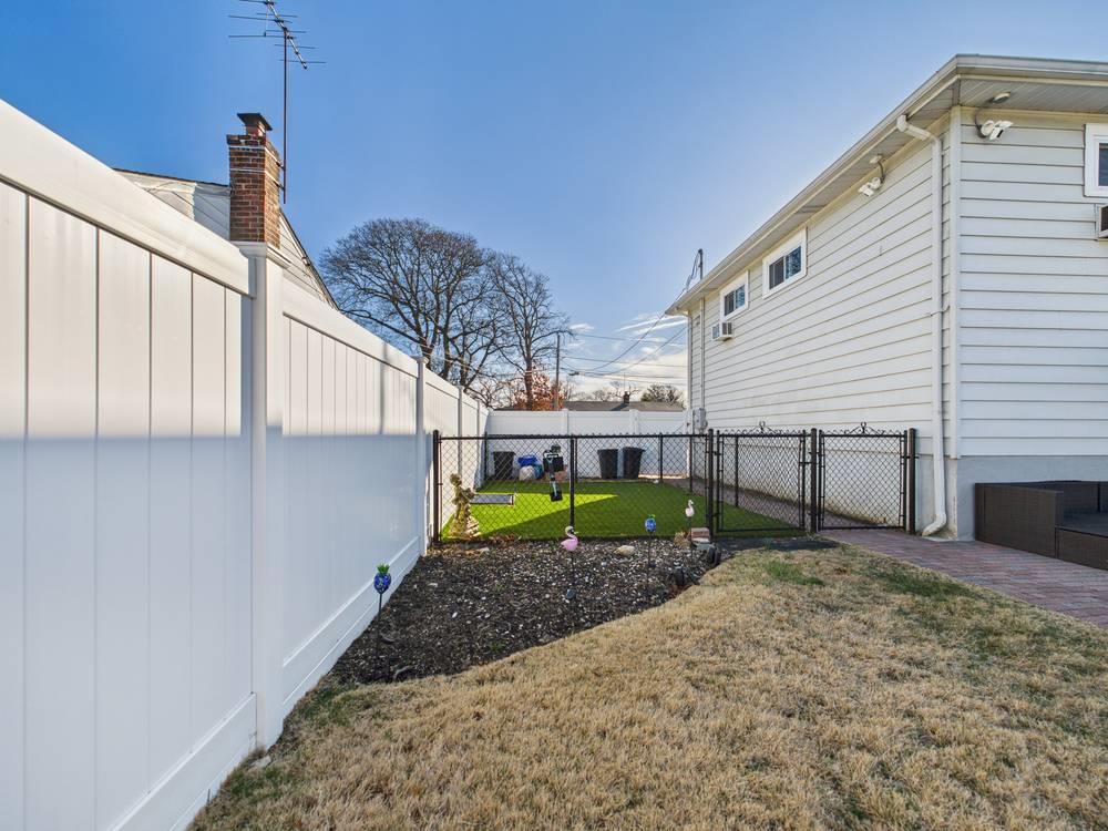 48 Whittier Avenue, North Babylon, NY 11703