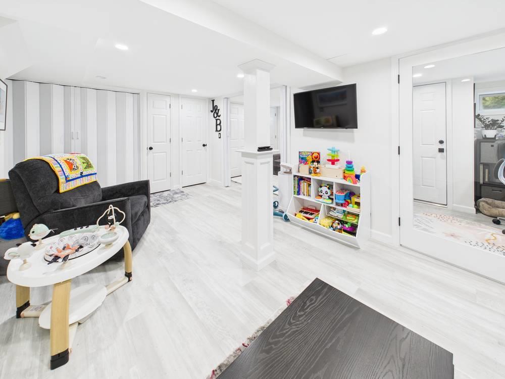 48 Whittier Avenue, North Babylon, NY 11703