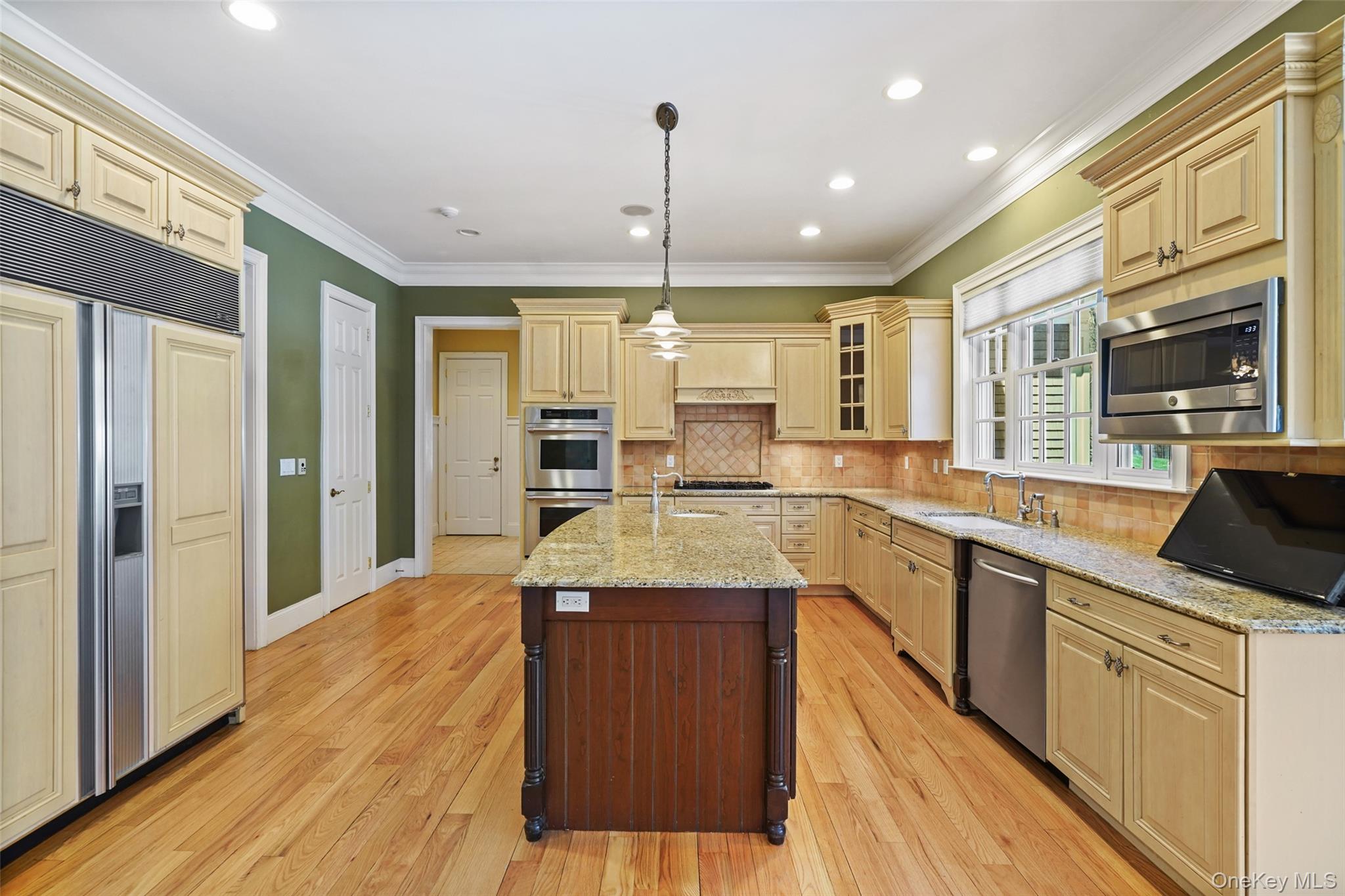 199 Upper Shad Road, Pound Ridge, NY 10576