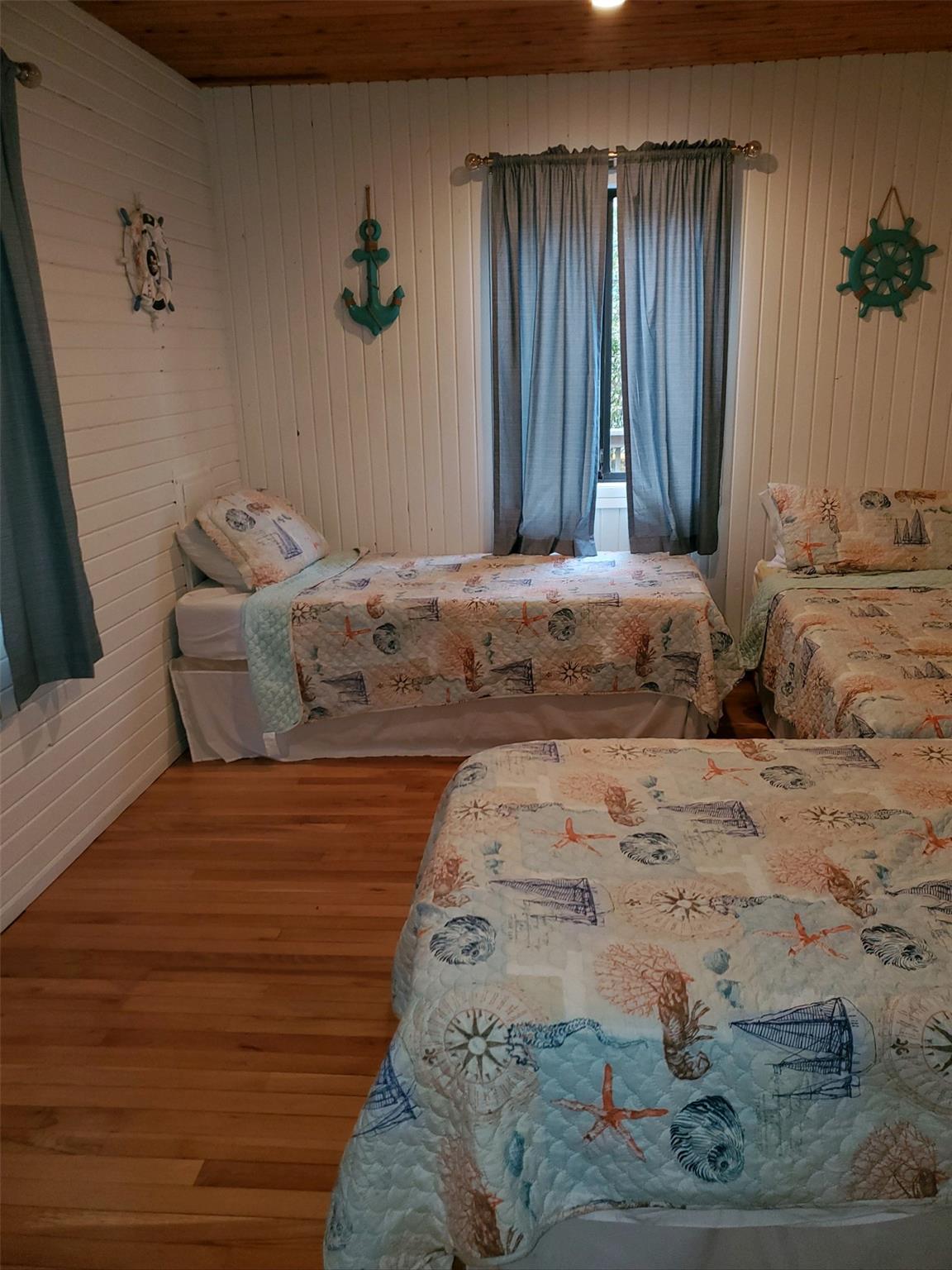 437 Dehnhoff Walk, Ocean Beach, NY 11770