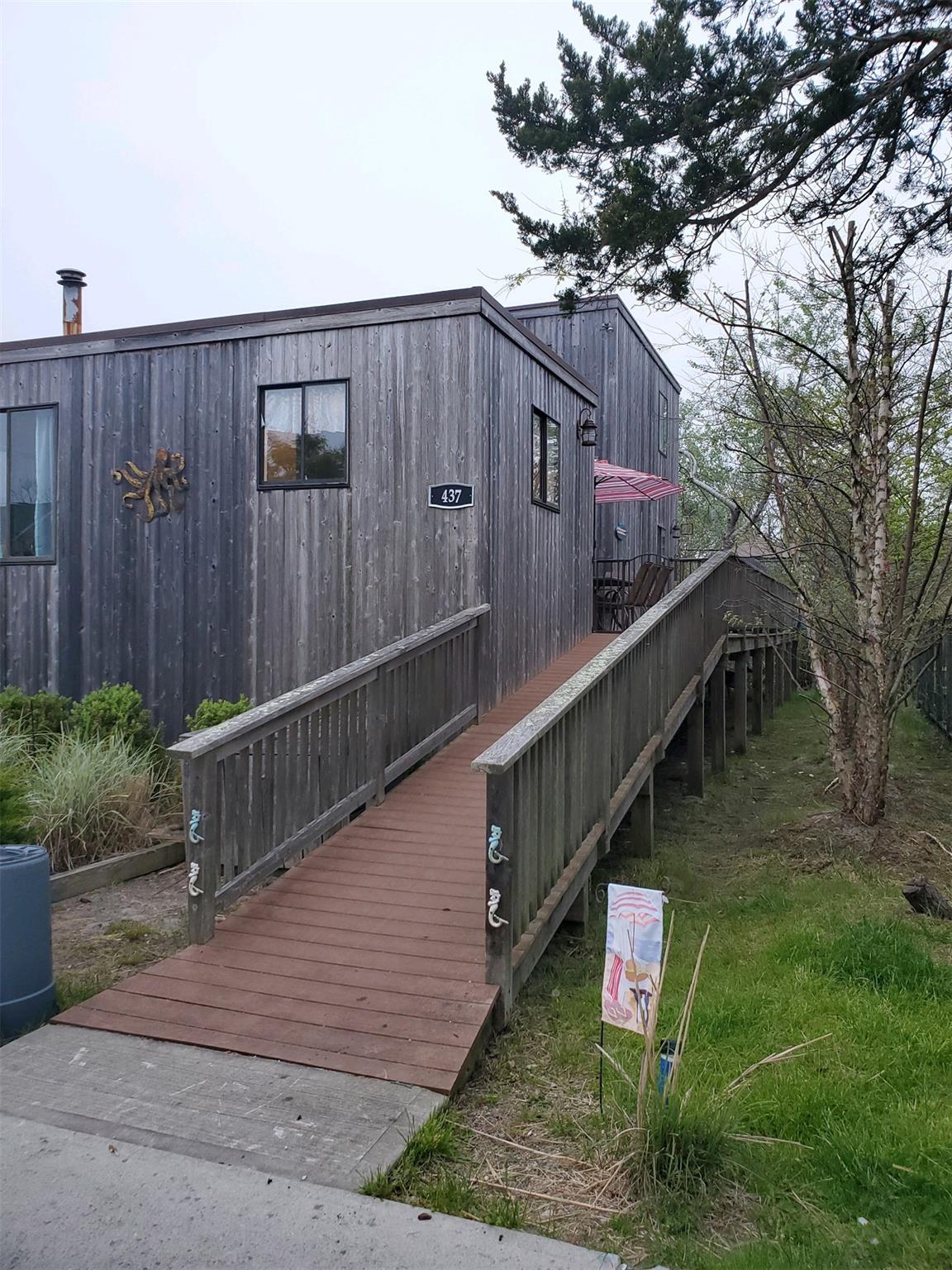 437 Dehnhoff Walk, Ocean Beach, NY 11770